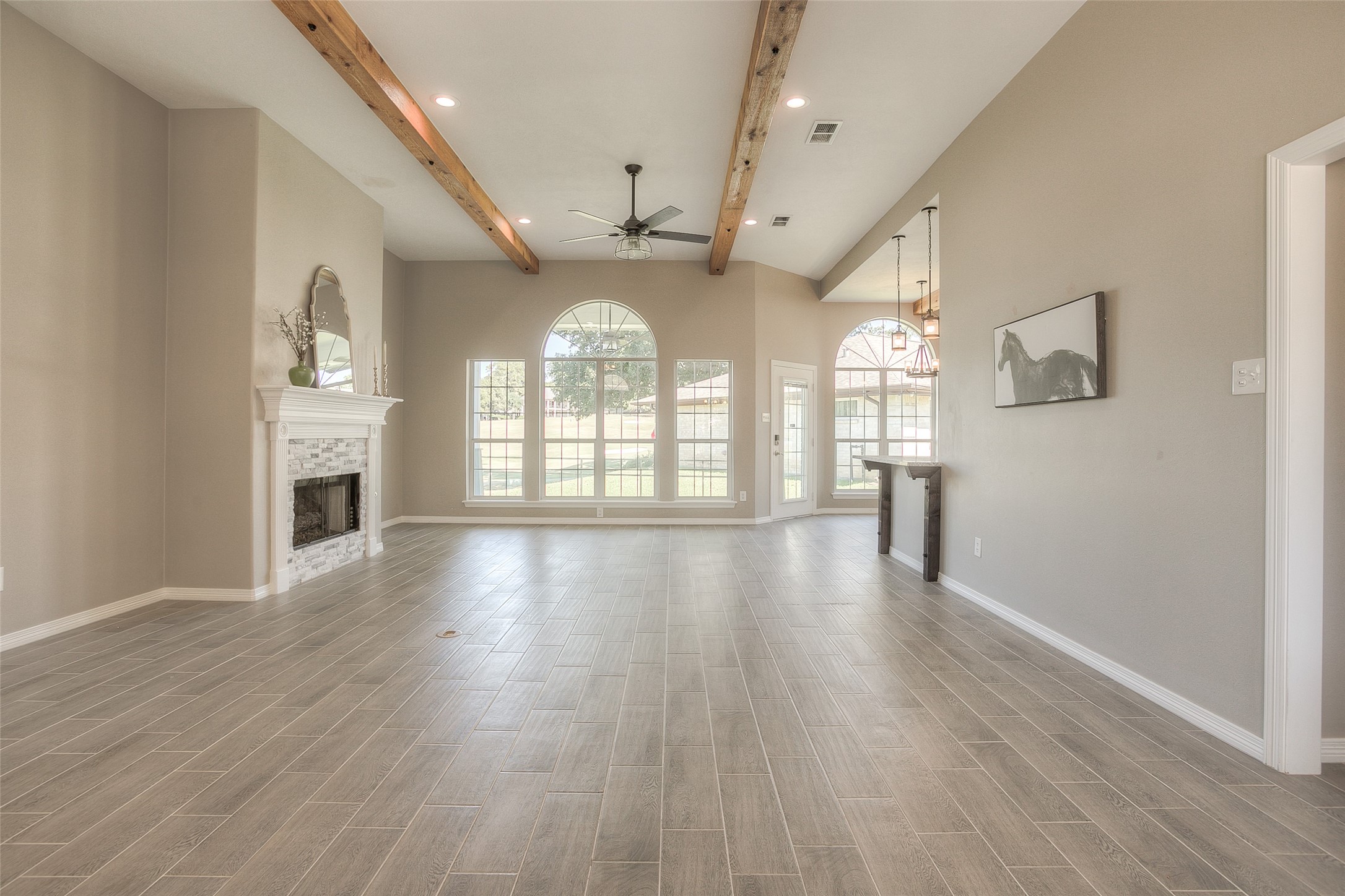 319 Brook Hollow Drive Property Photo 11