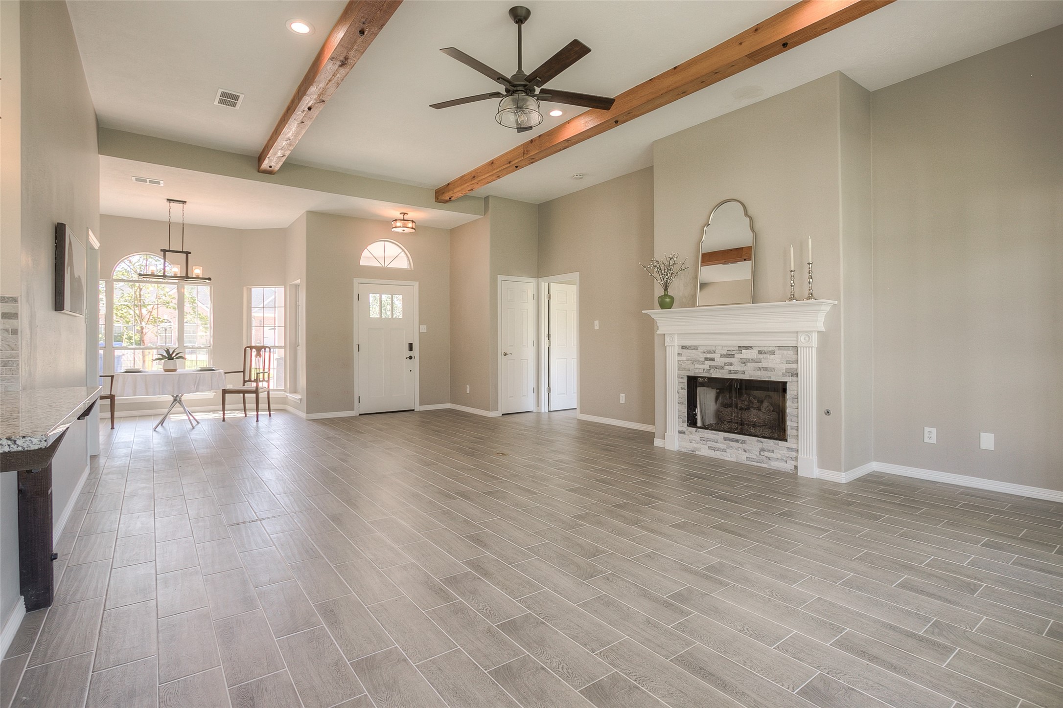 319 Brook Hollow Drive Property Photo 20
