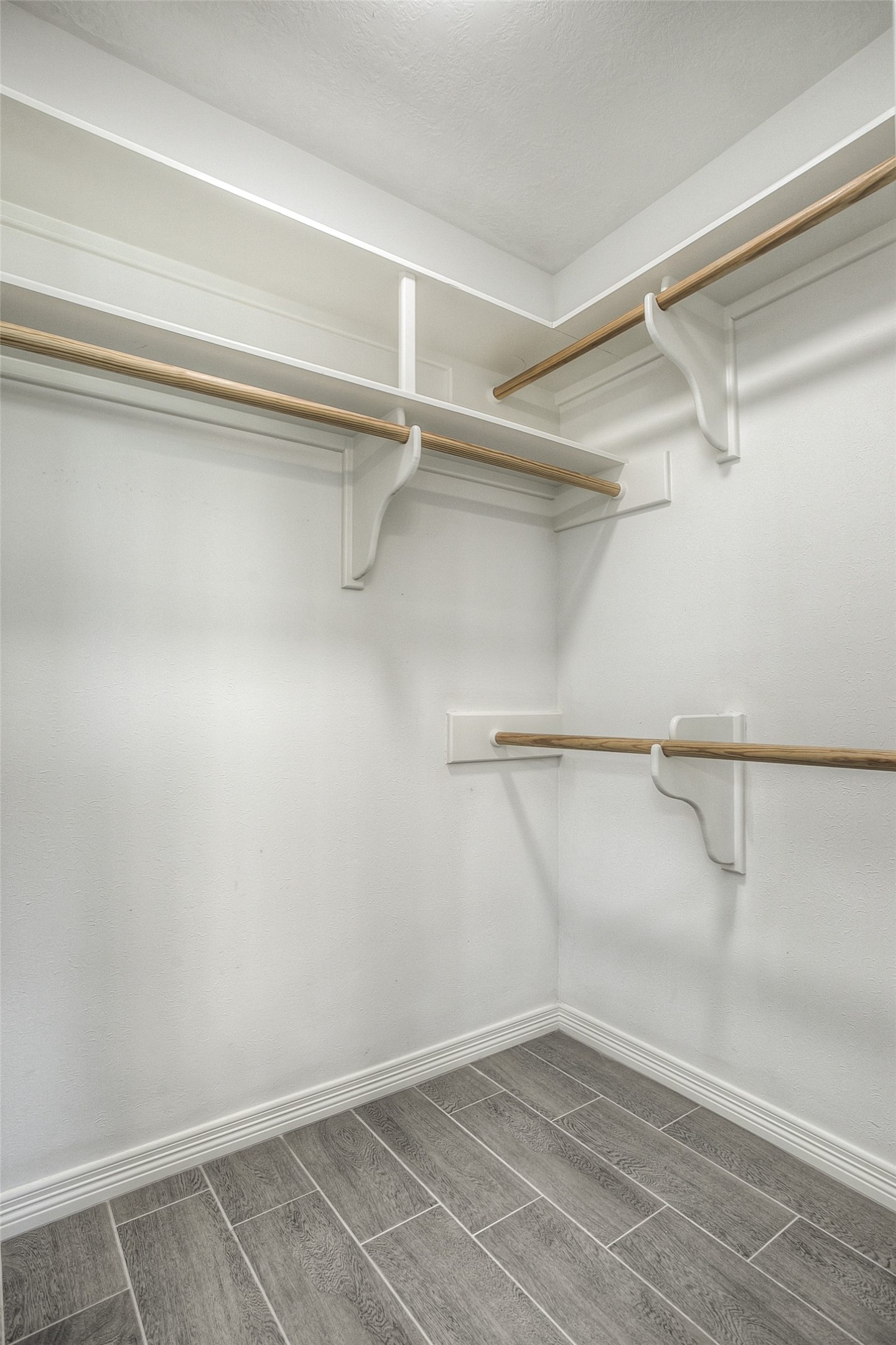 319 Brook Hollow Drive Property Photo 41