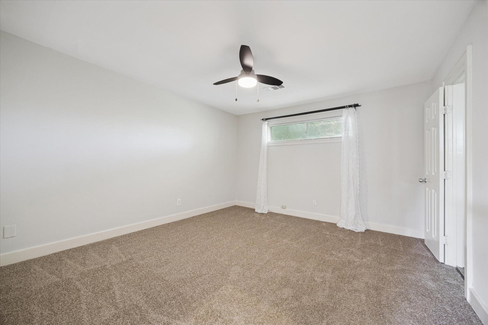 2414 Morse Street 6 Property Photo 10