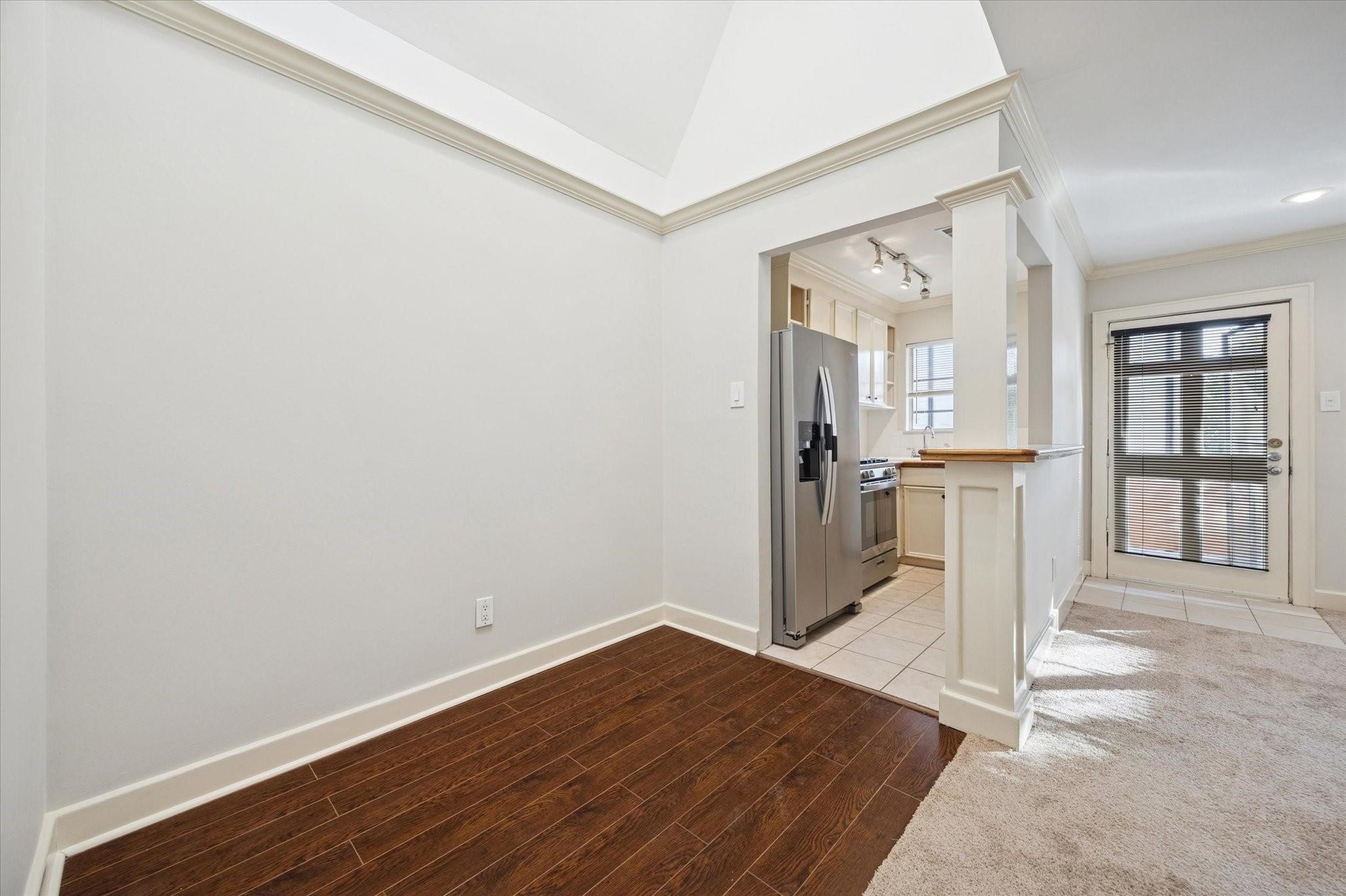 2414 Morse Street 6 Property Photo 16