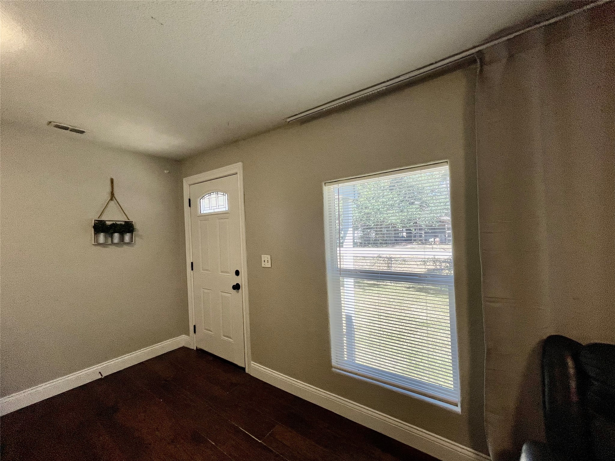 6227 S F Austin Property Photo 3