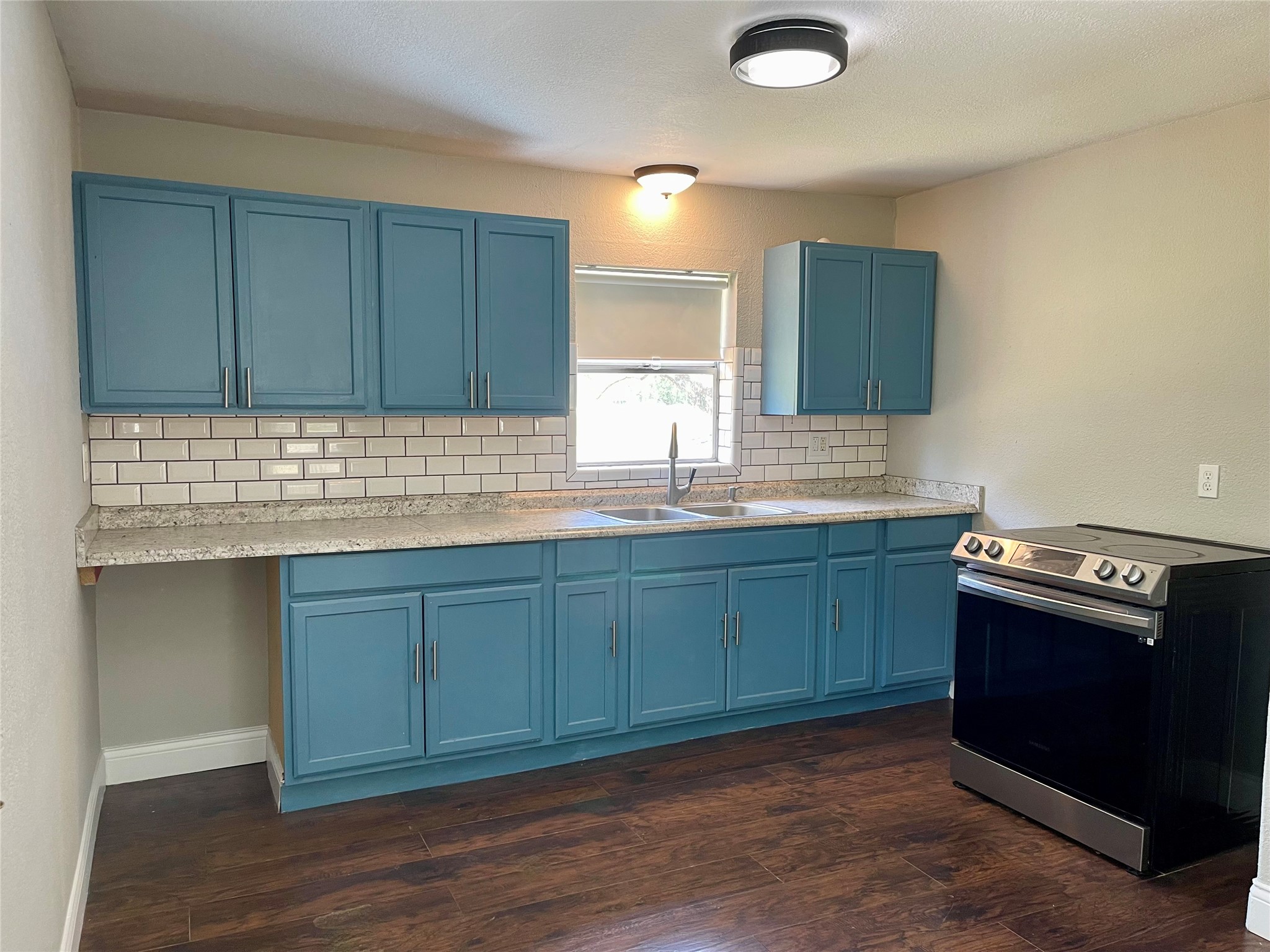 6227 S F Austin Property Photo 12