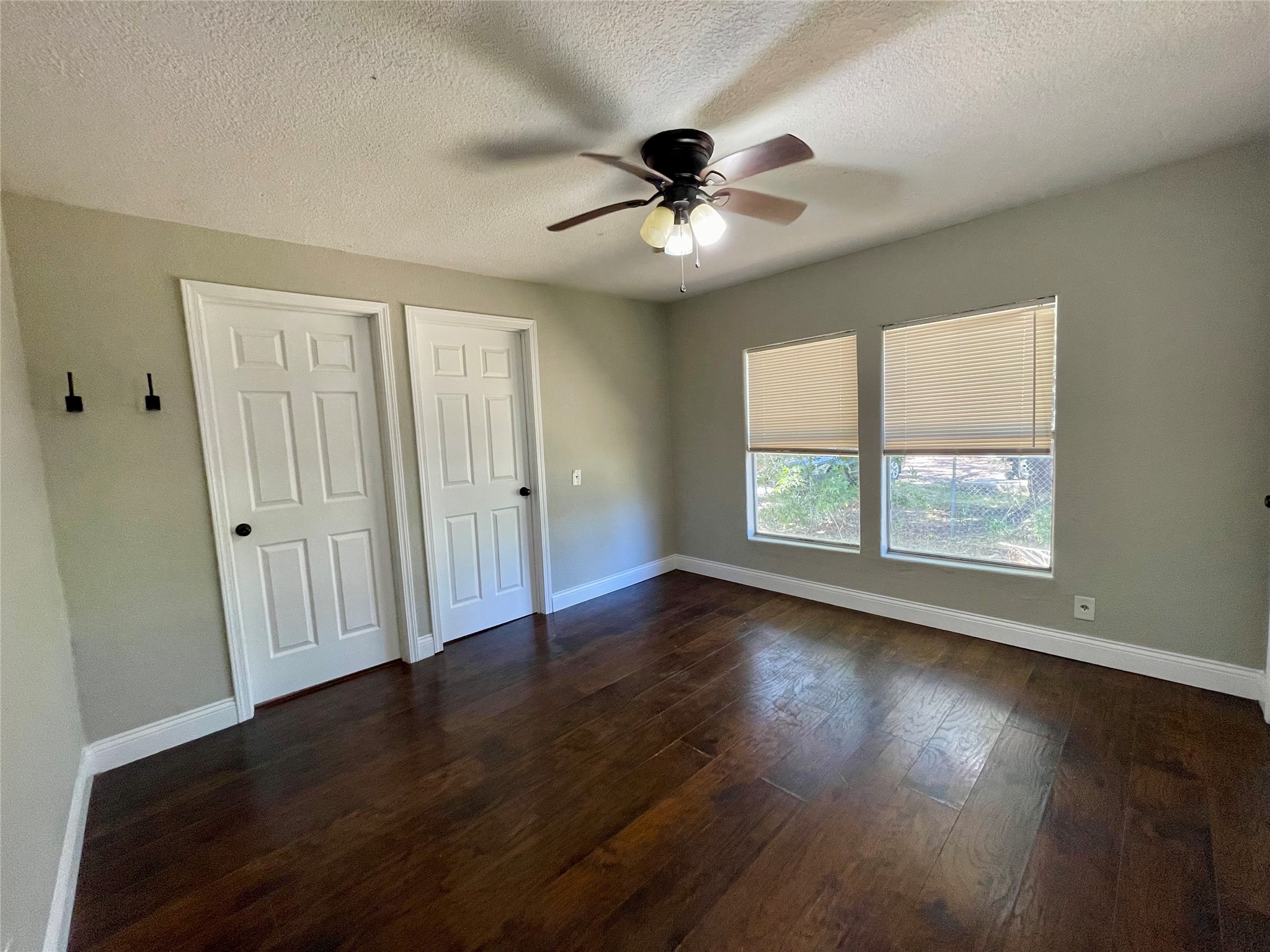6227 S F Austin Property Photo 19
