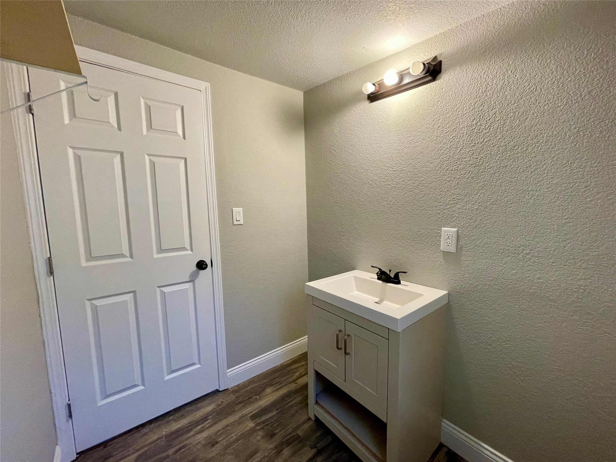 6227 S F Austin Property Photo 25
