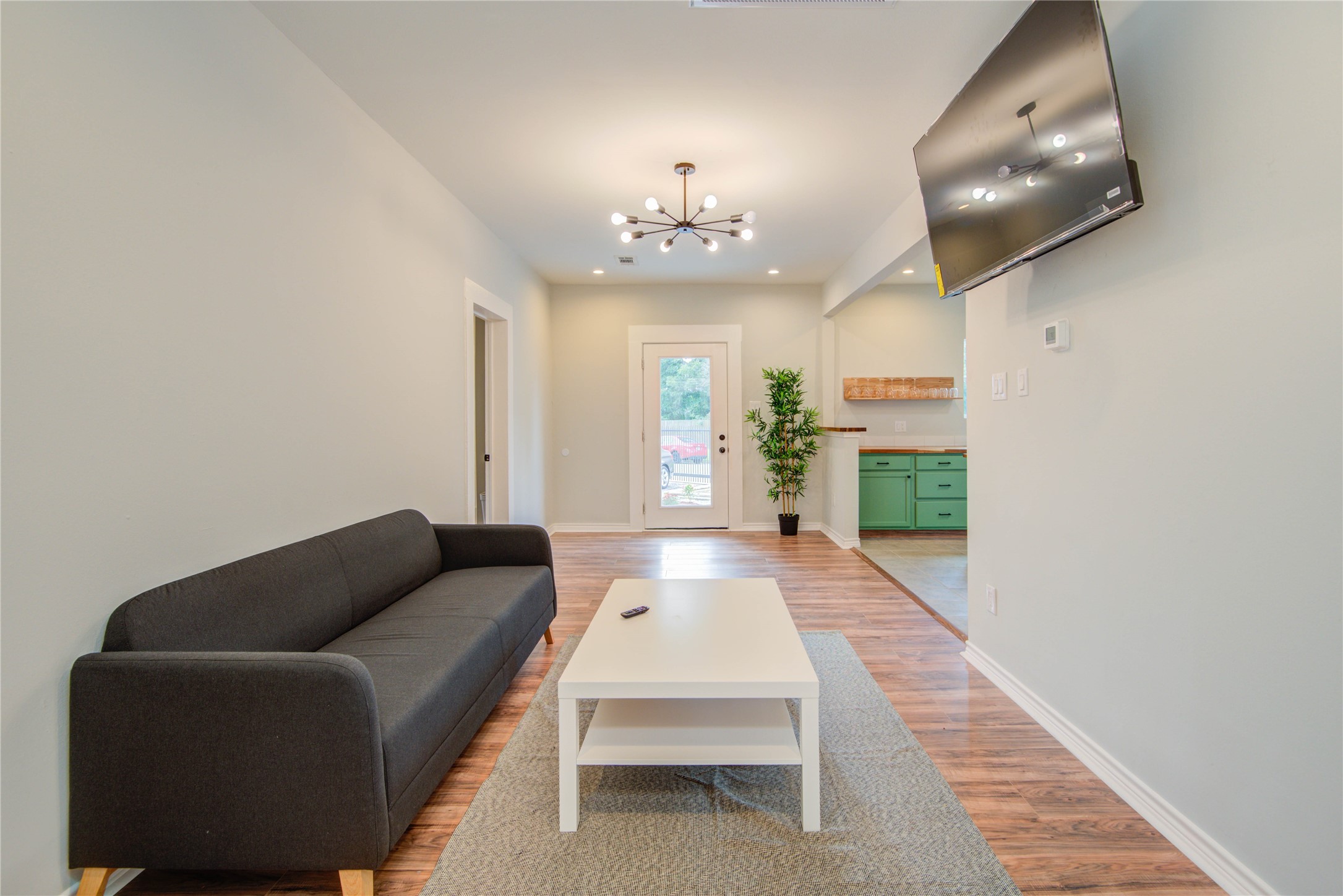 2712 Link Road Property Photo 10