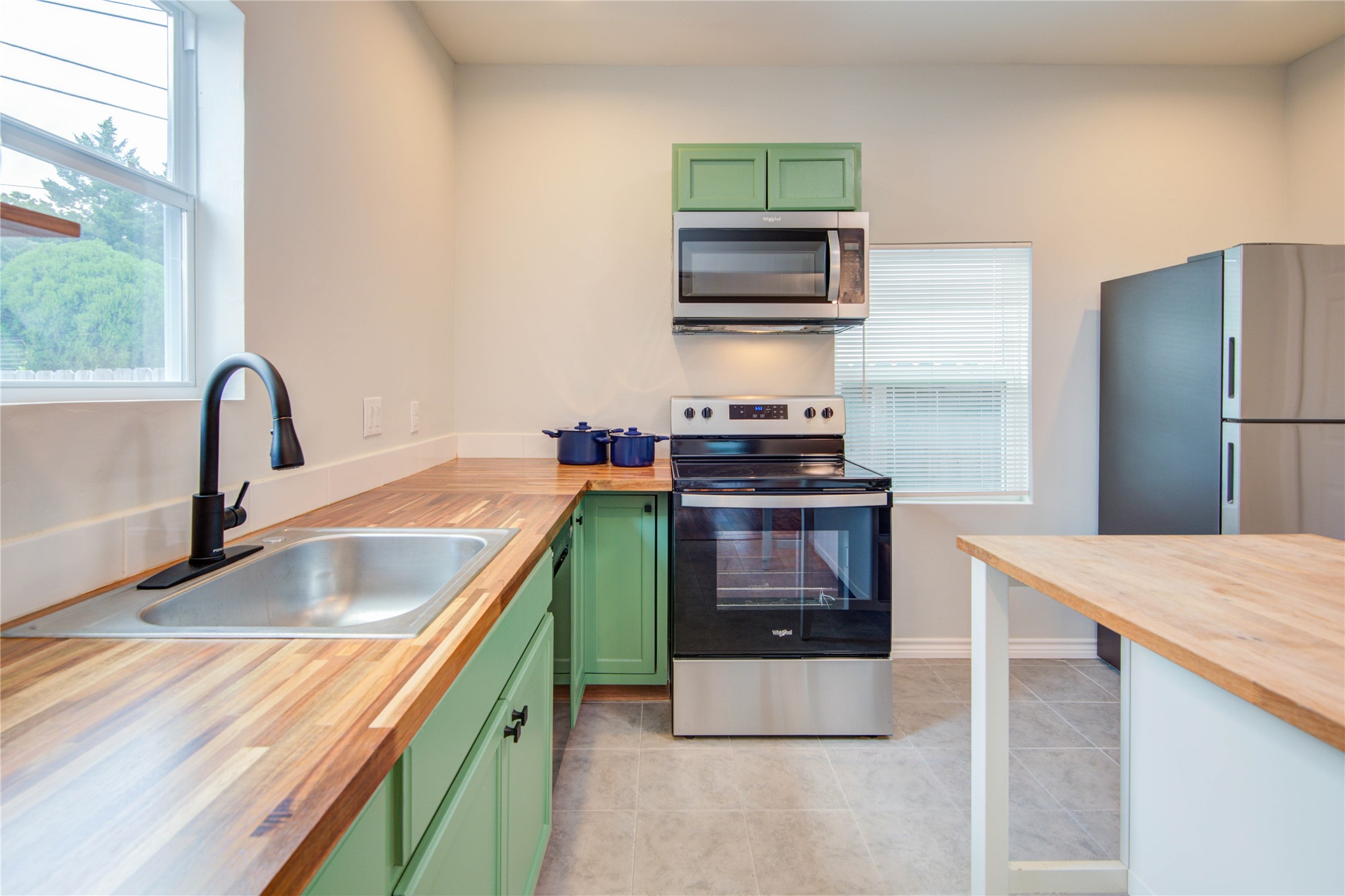 2712 Link Road Property Photo 12