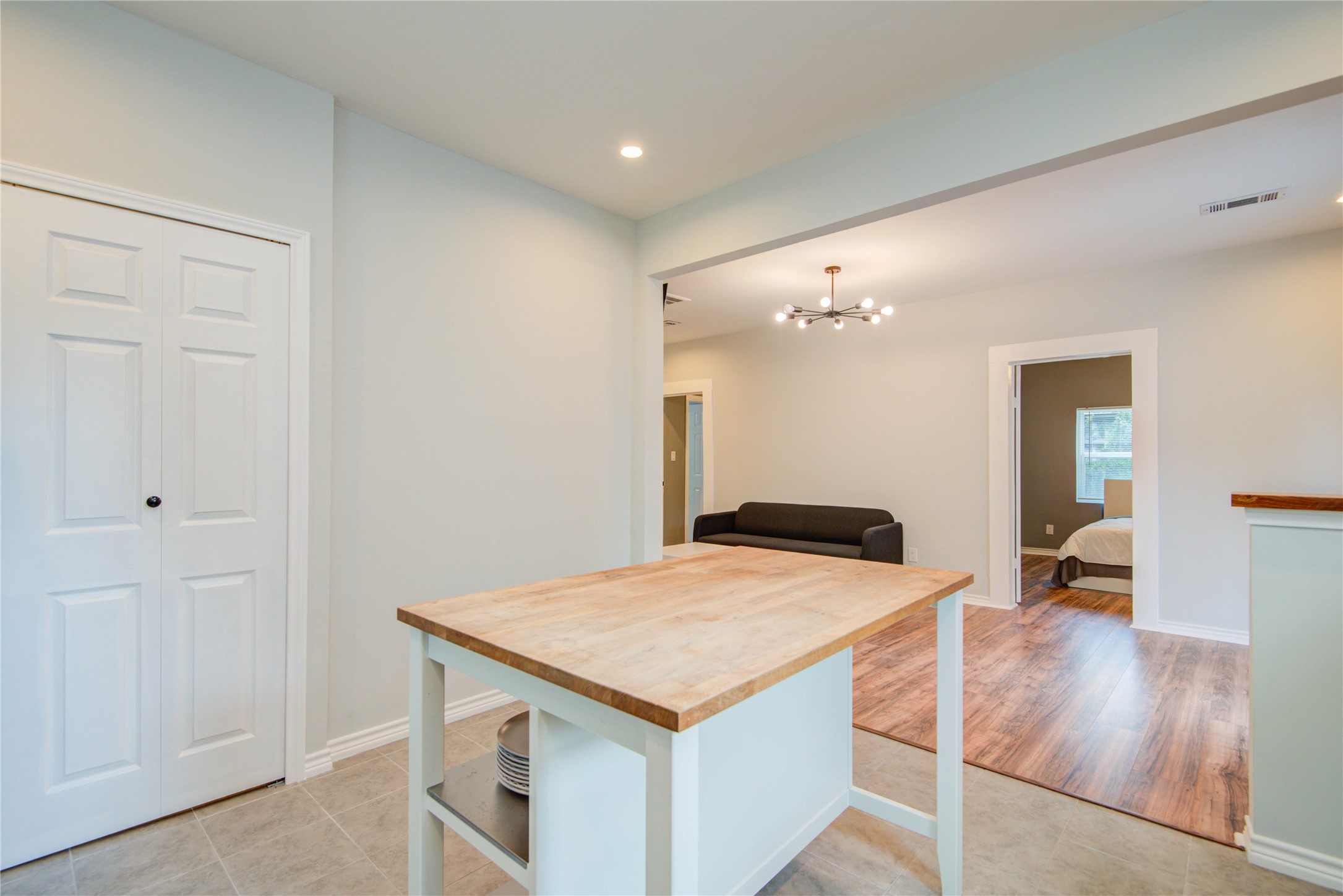 2712 Link Road Property Photo 14