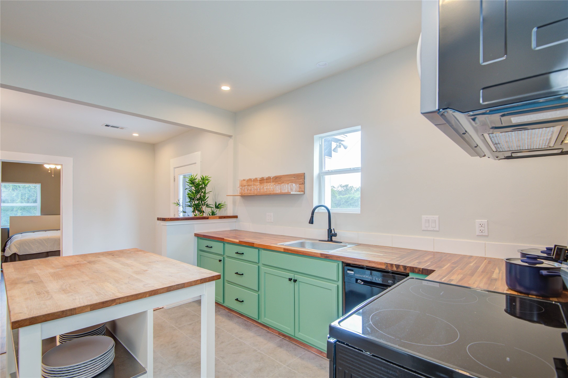 2712 Link Road Property Photo 15