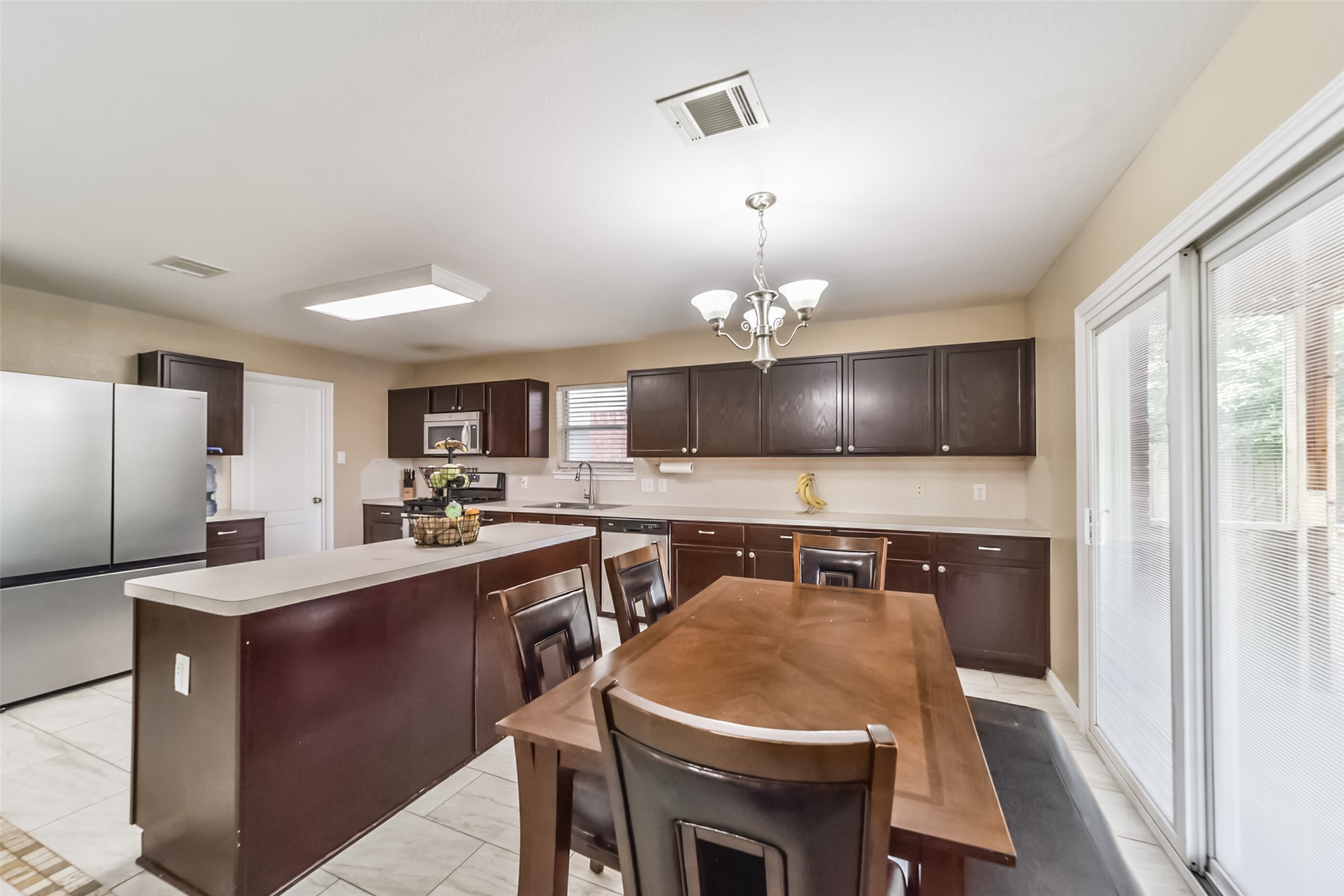 3818 Brook Garden Lane Property Photo 13