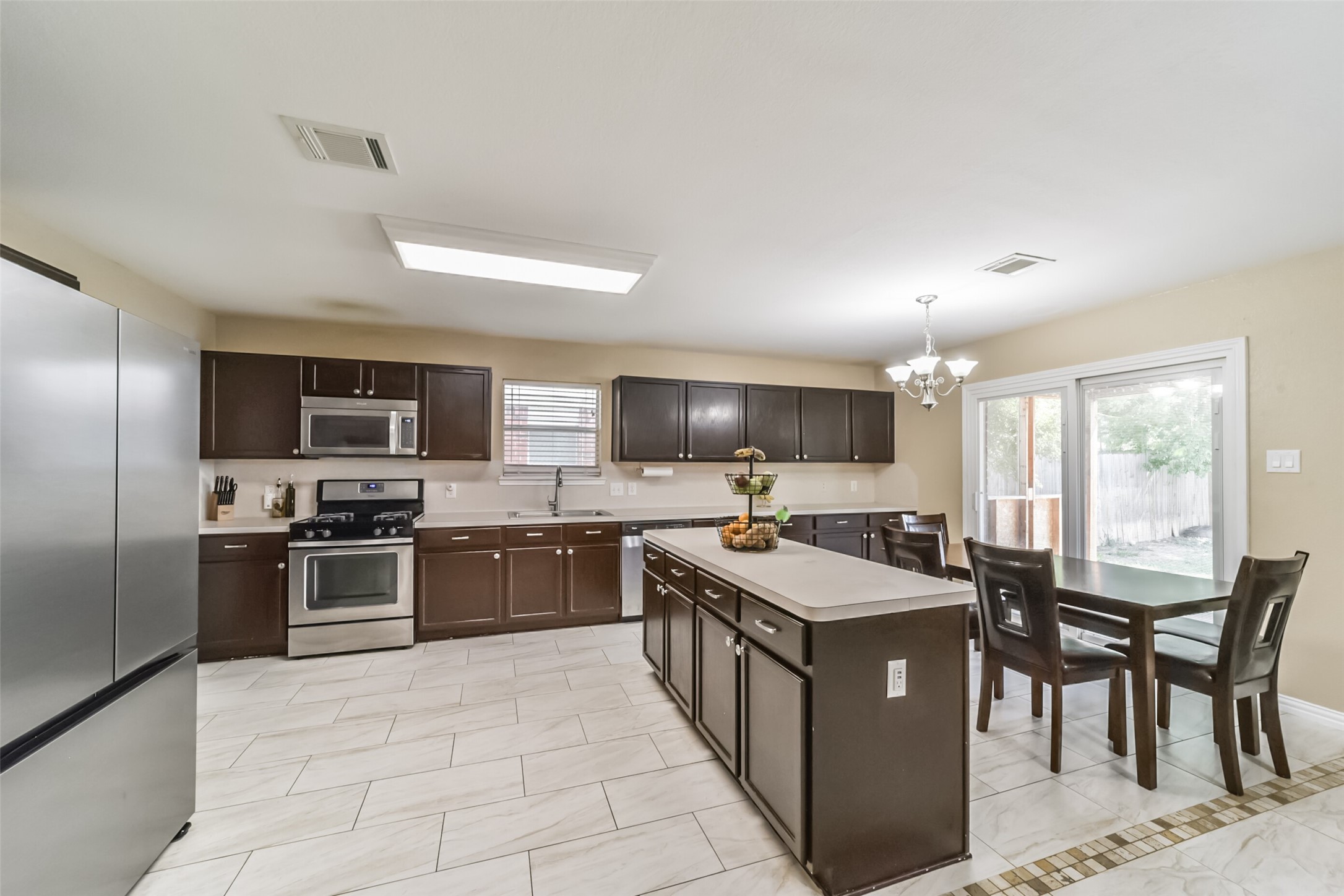 3818 Brook Garden Lane Property Photo 16
