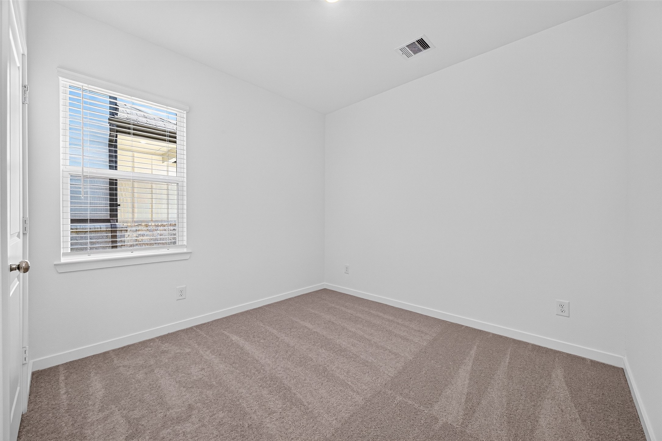 22114 Frontier Hollow Lane Property Photo 17