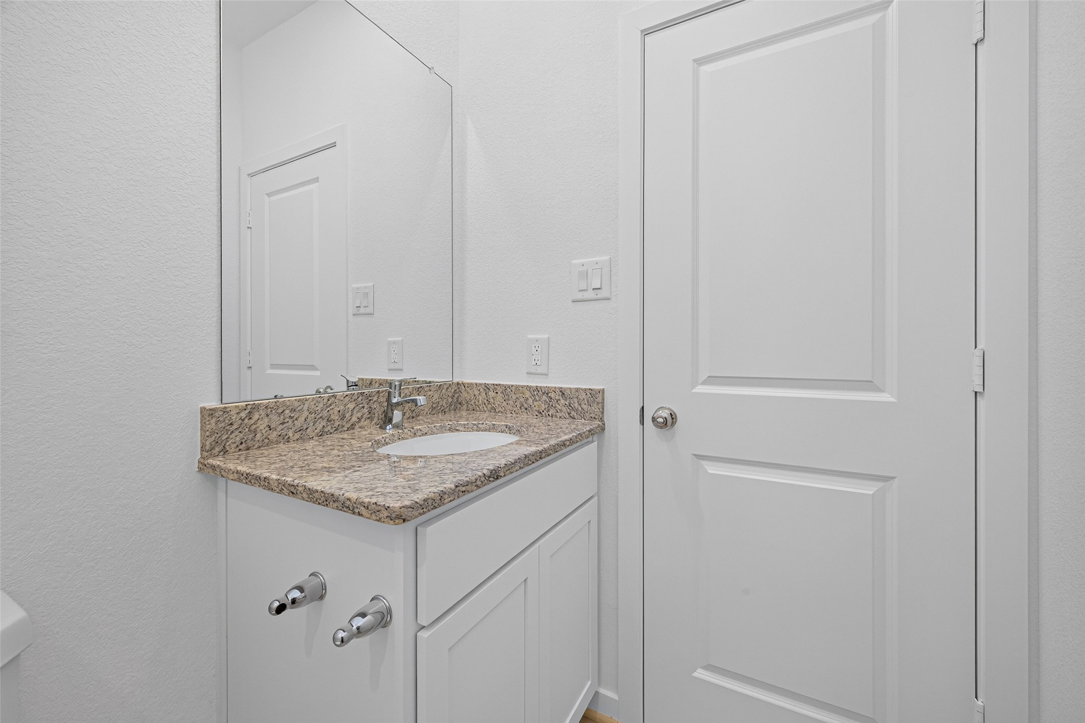 22114 Frontier Hollow Lane Property Photo 21