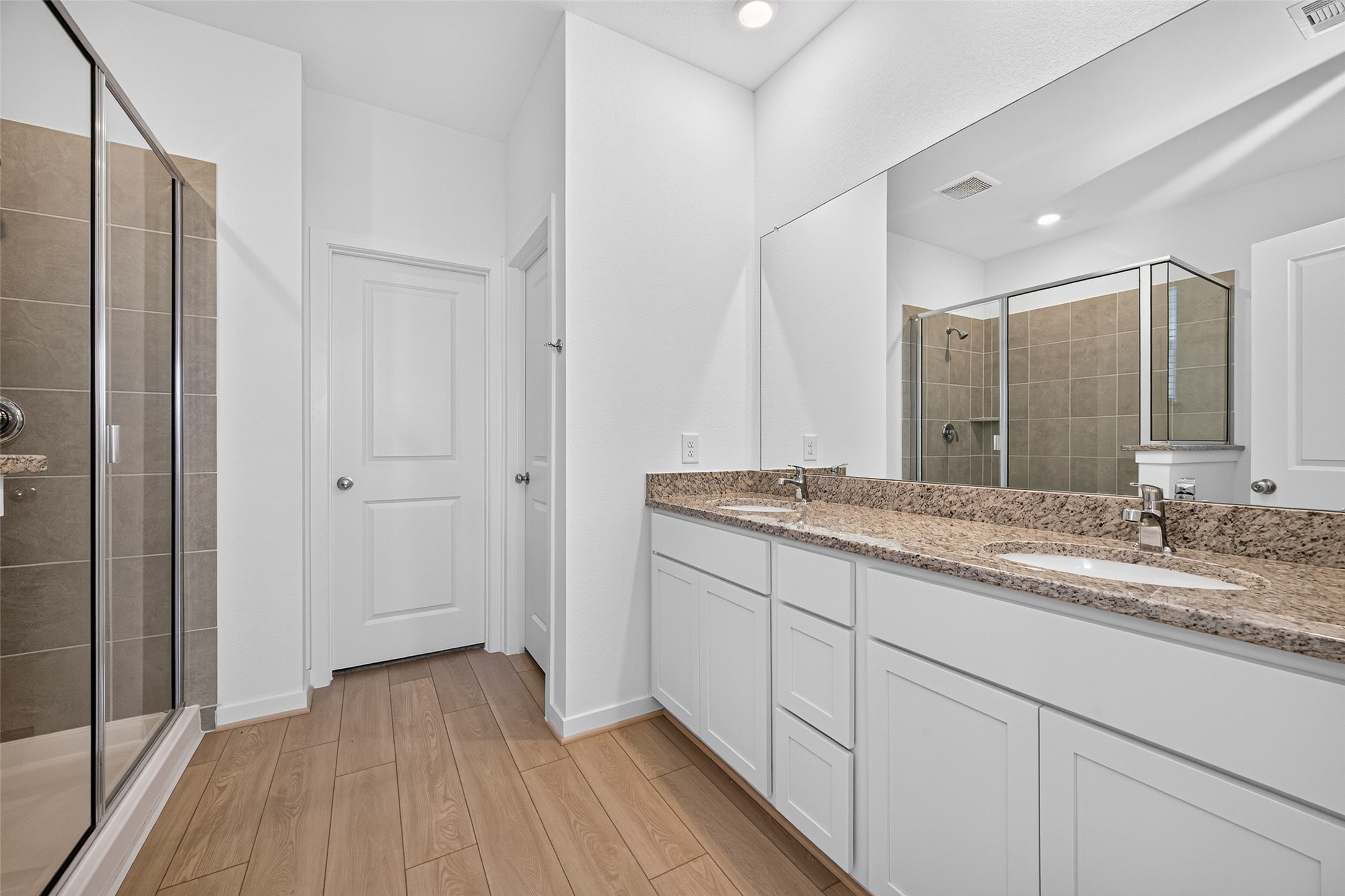 22114 Frontier Hollow Lane Property Photo 24