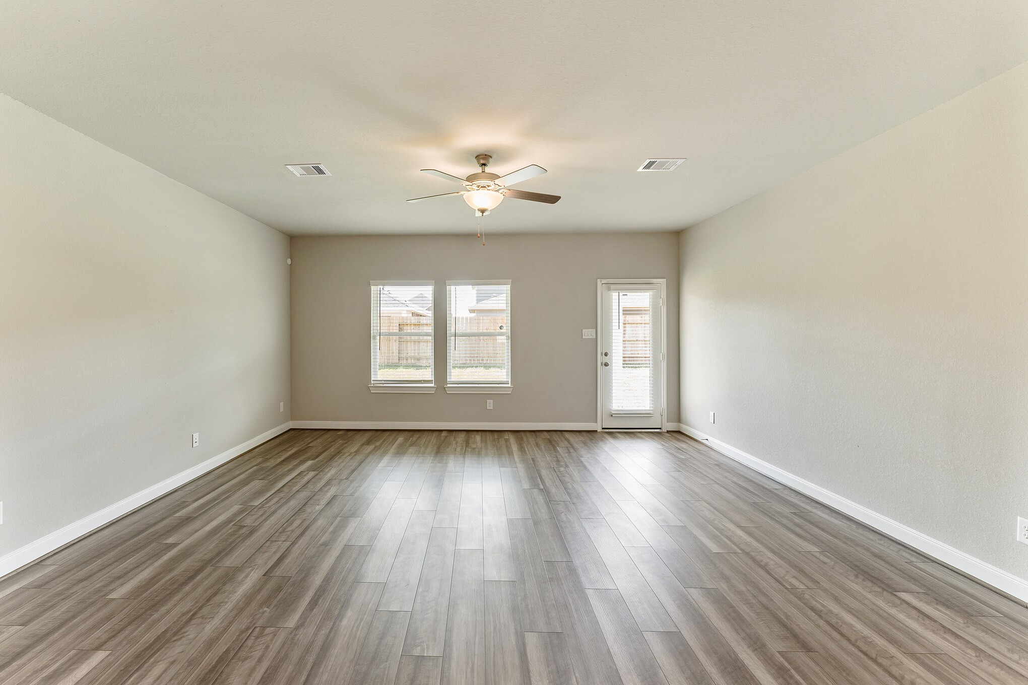 4322 Pale Fox Lane Property Photo 13