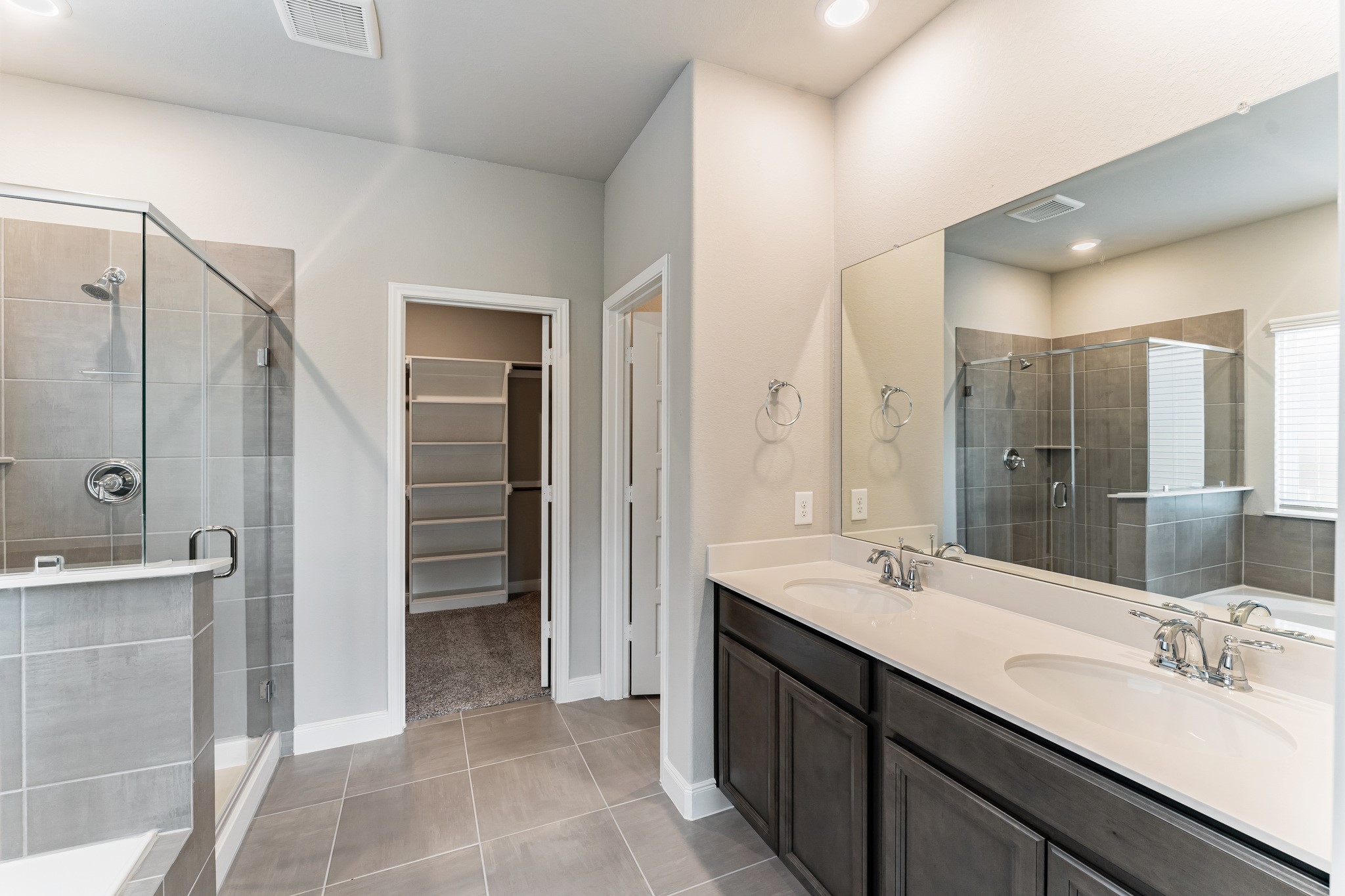 4322 Pale Fox Lane Property Photo 18