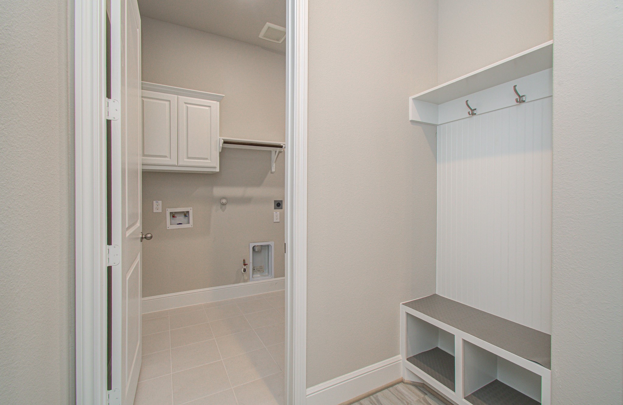 10015 Crescent Wood Drive Property Photo 44