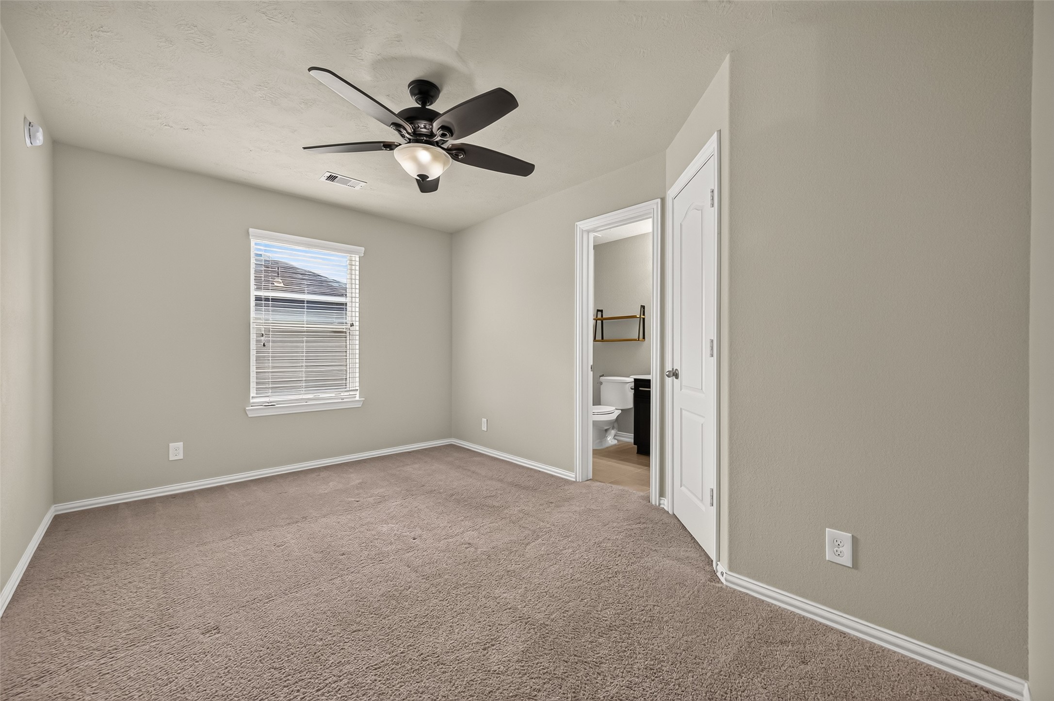 104 Long Meadow Court Property Photo 37
