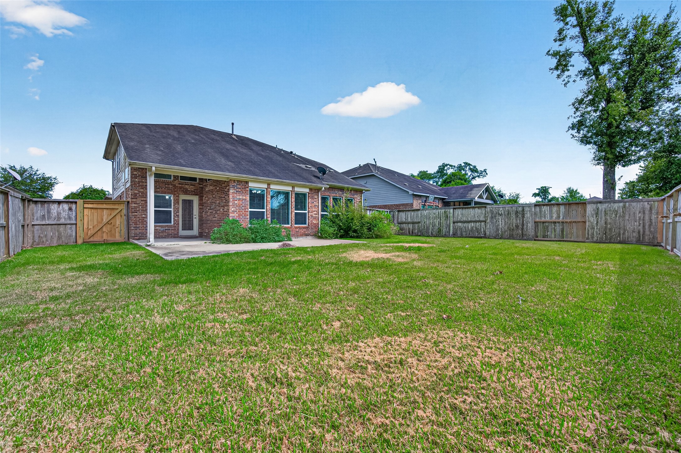 104 Long Meadow Court Property Photo 43
