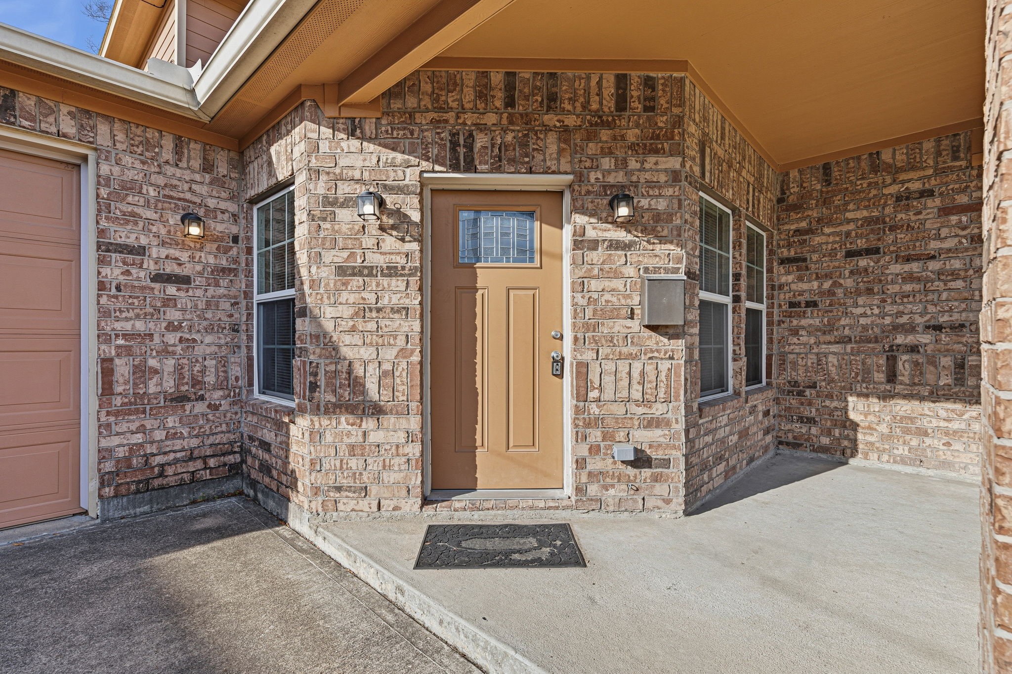 2906 Anita B Property Photo 4