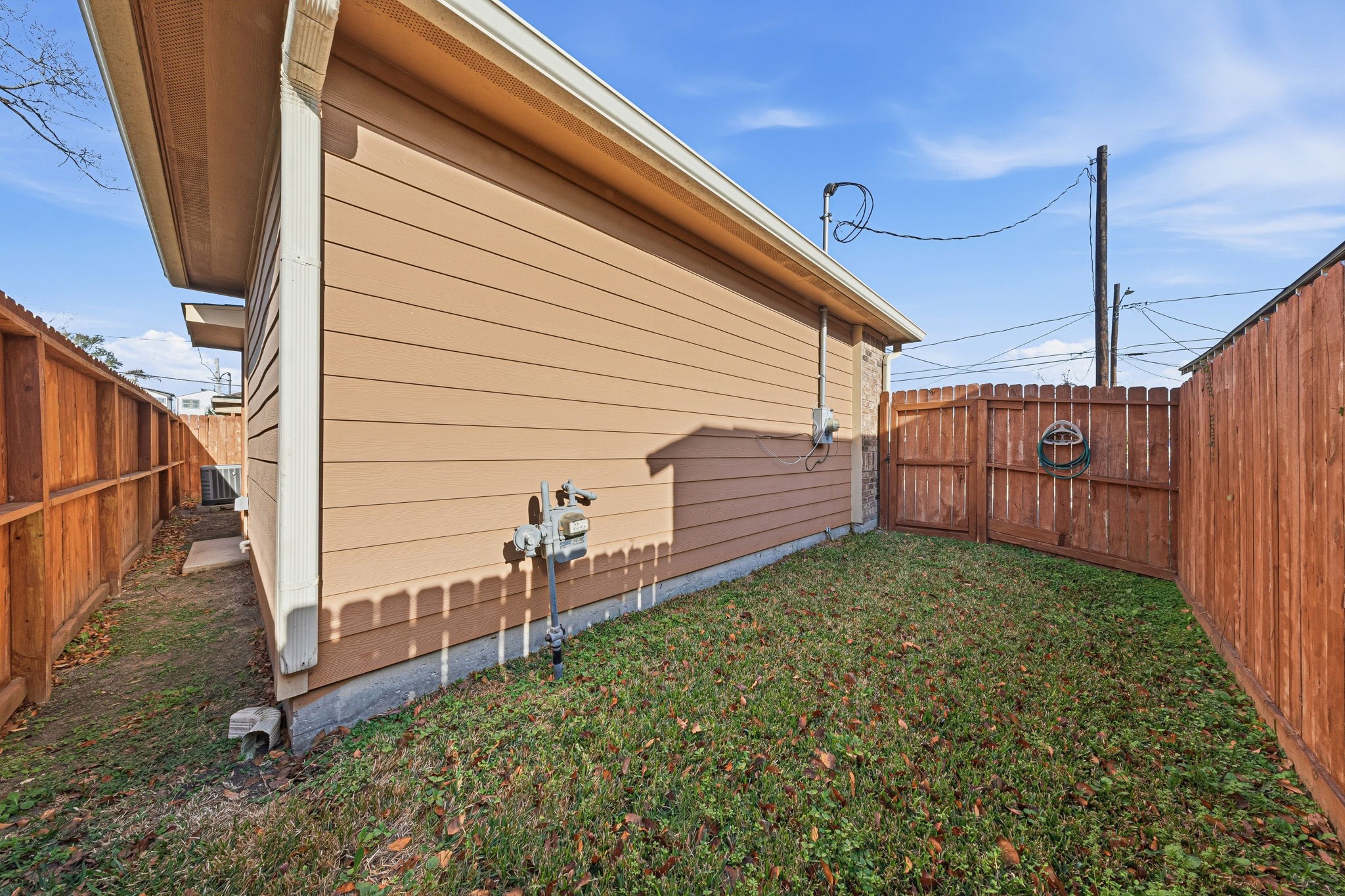 2906 Anita B Property Photo 8