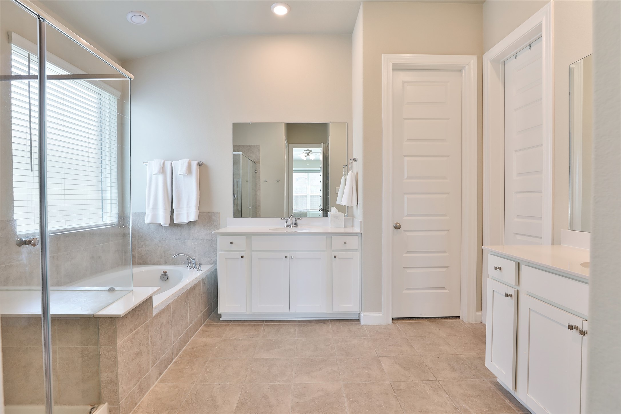 8831 Arch Rock Drive Property Photo 18