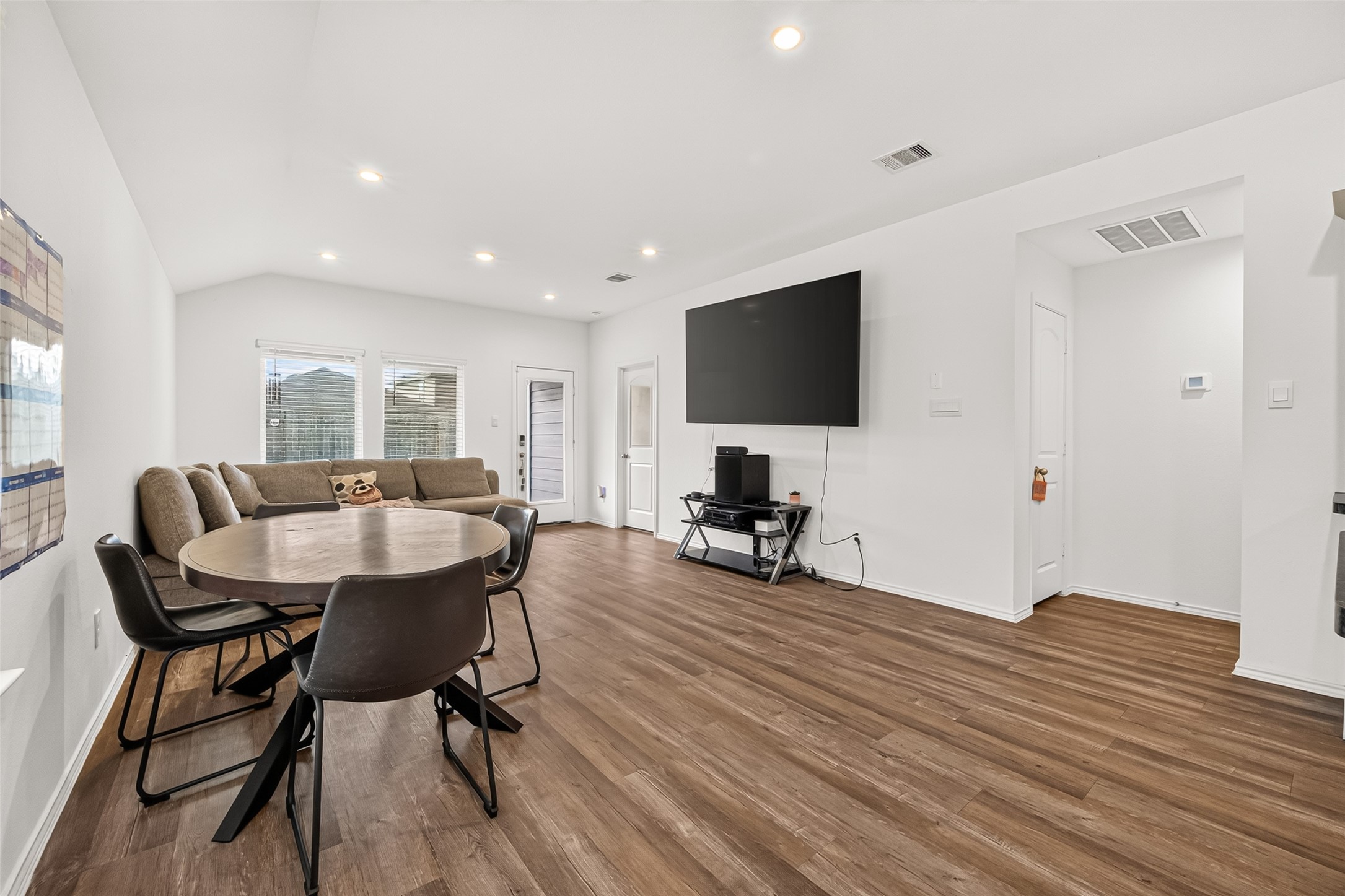 5411 Wyndham Ridge Lane Property Photo 8