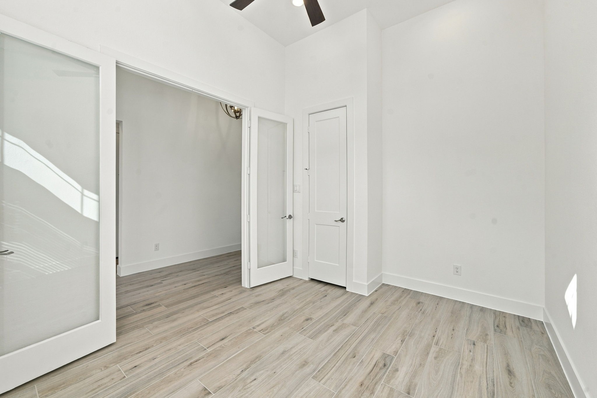 12214 Warbler Drive Property Photo 9