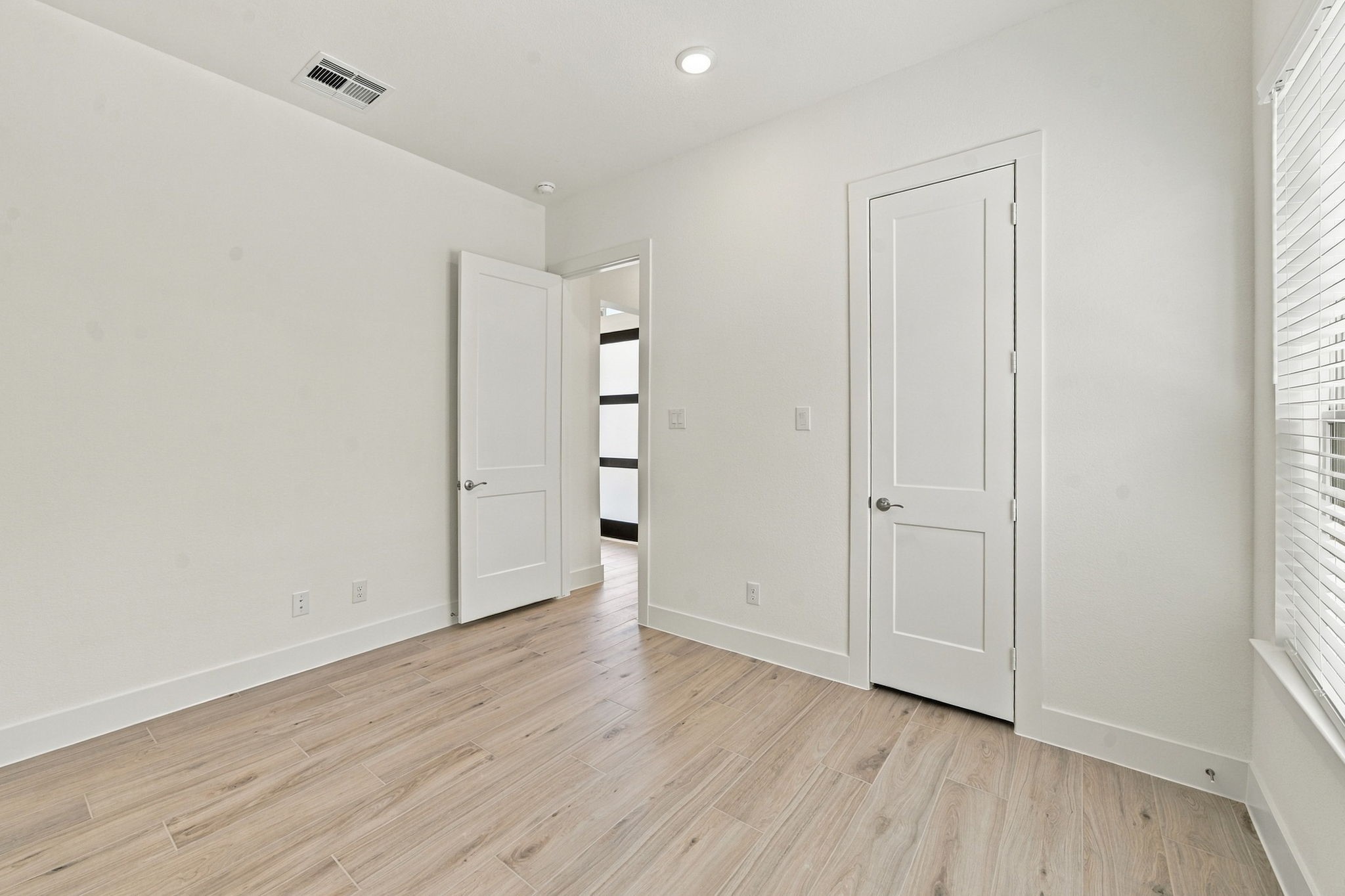 12214 Warbler Drive Property Photo 13