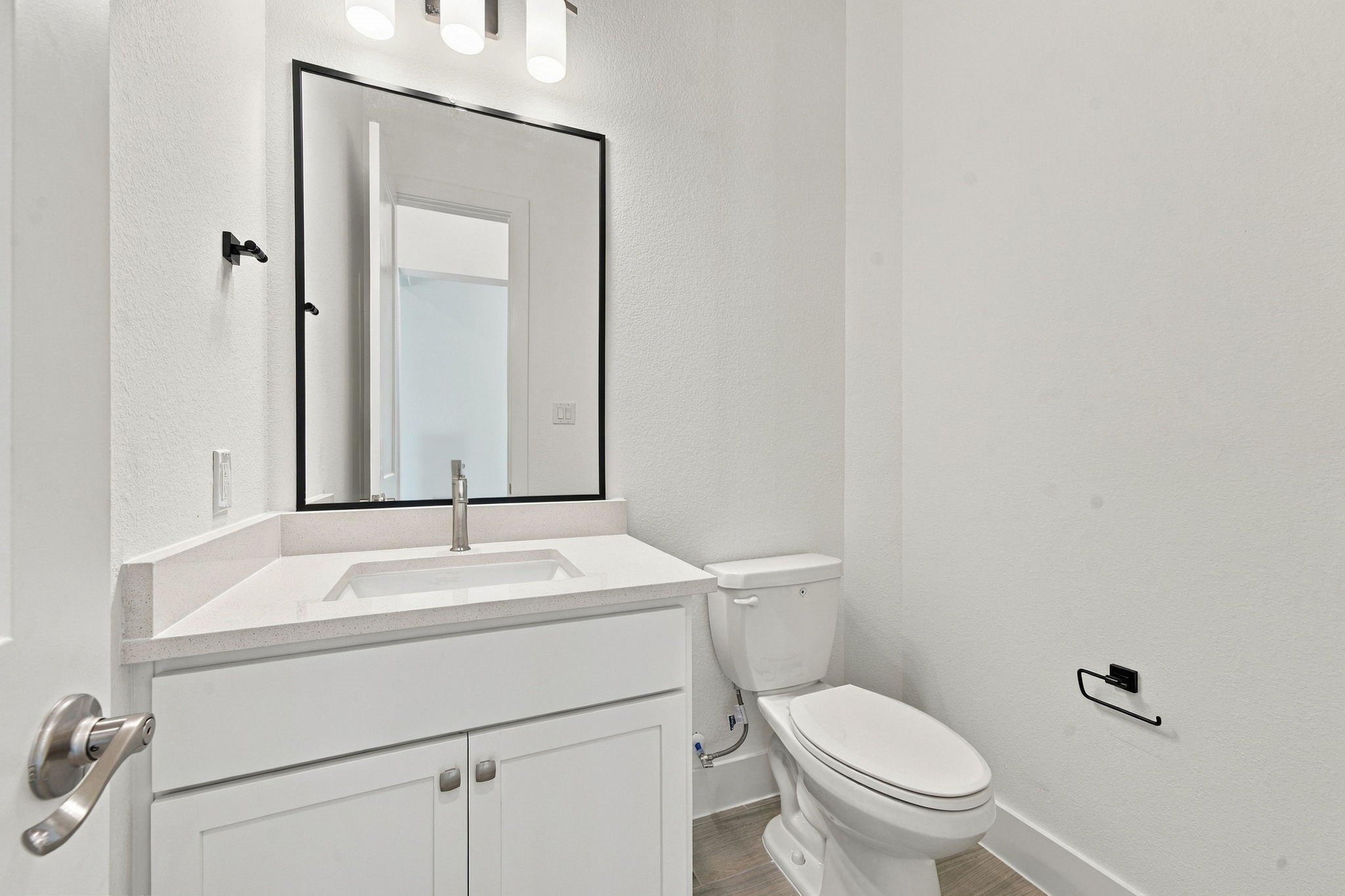 12214 Warbler Drive Property Photo 15