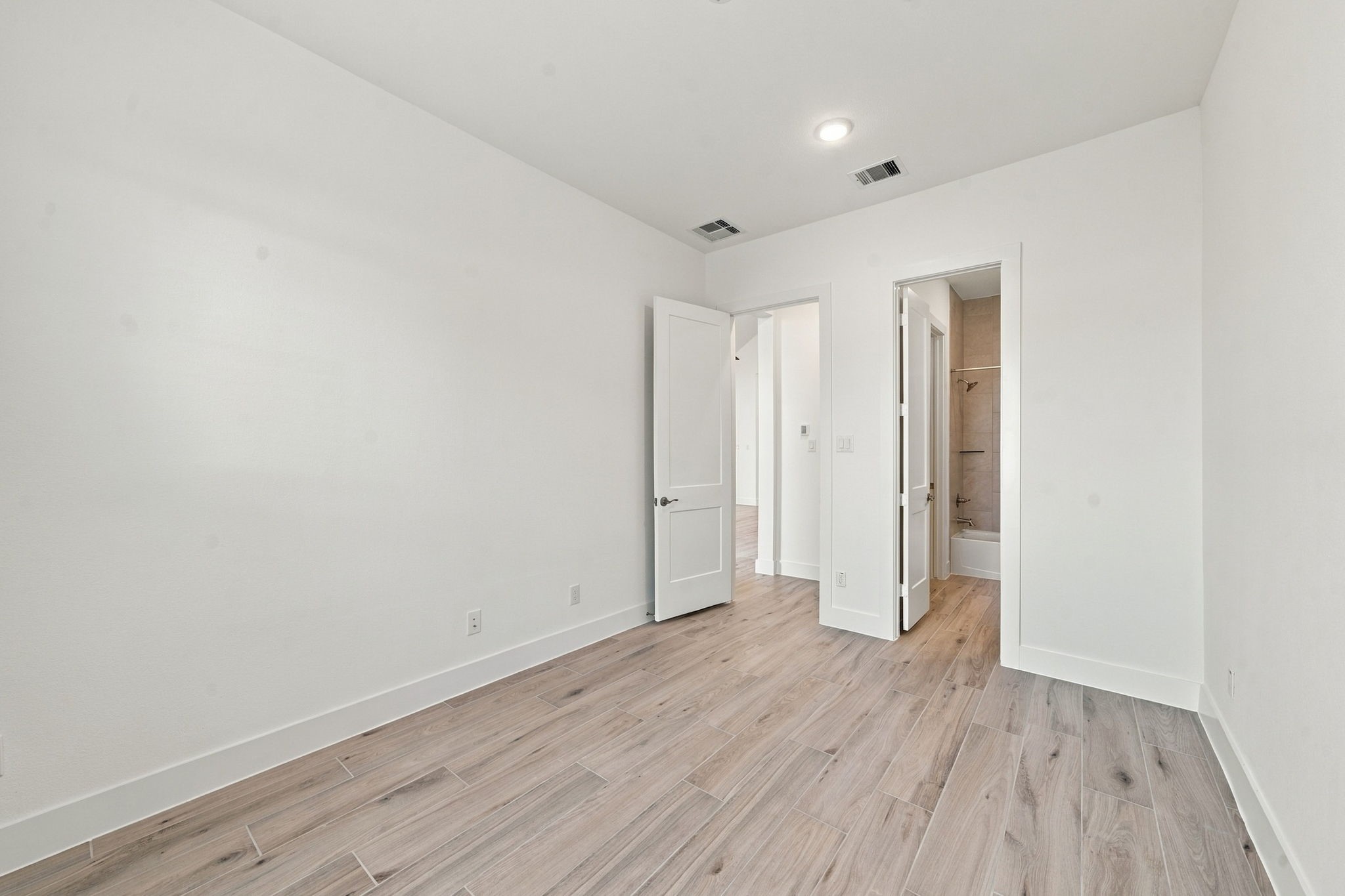 12214 Warbler Drive Property Photo 22