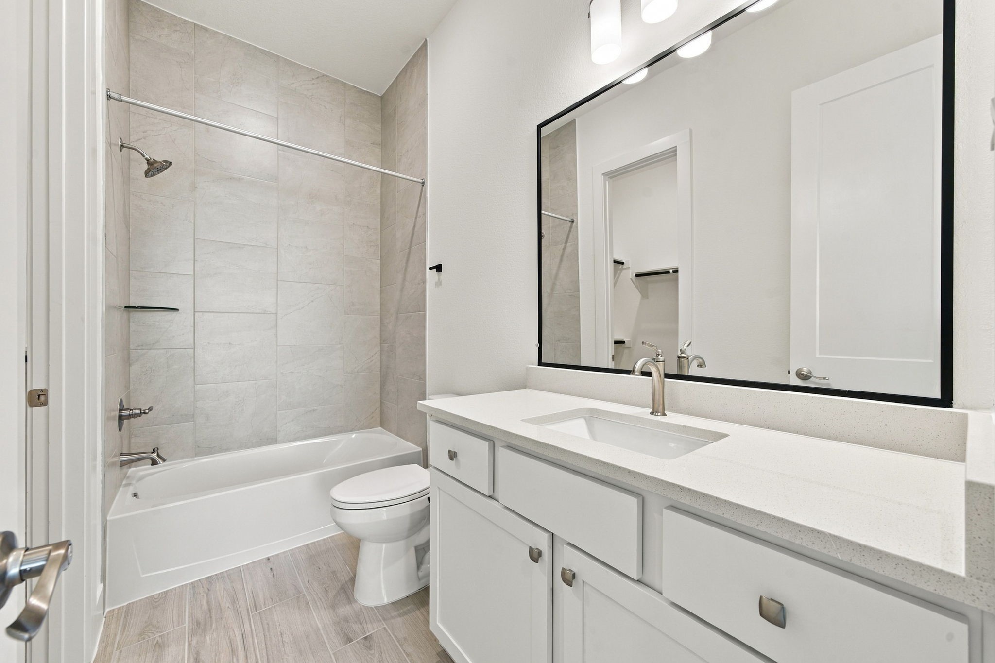 12214 Warbler Drive Property Photo 23