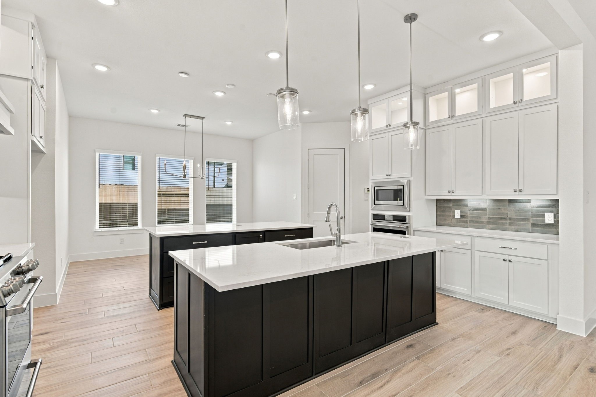 12214 Warbler Drive Property Photo 26