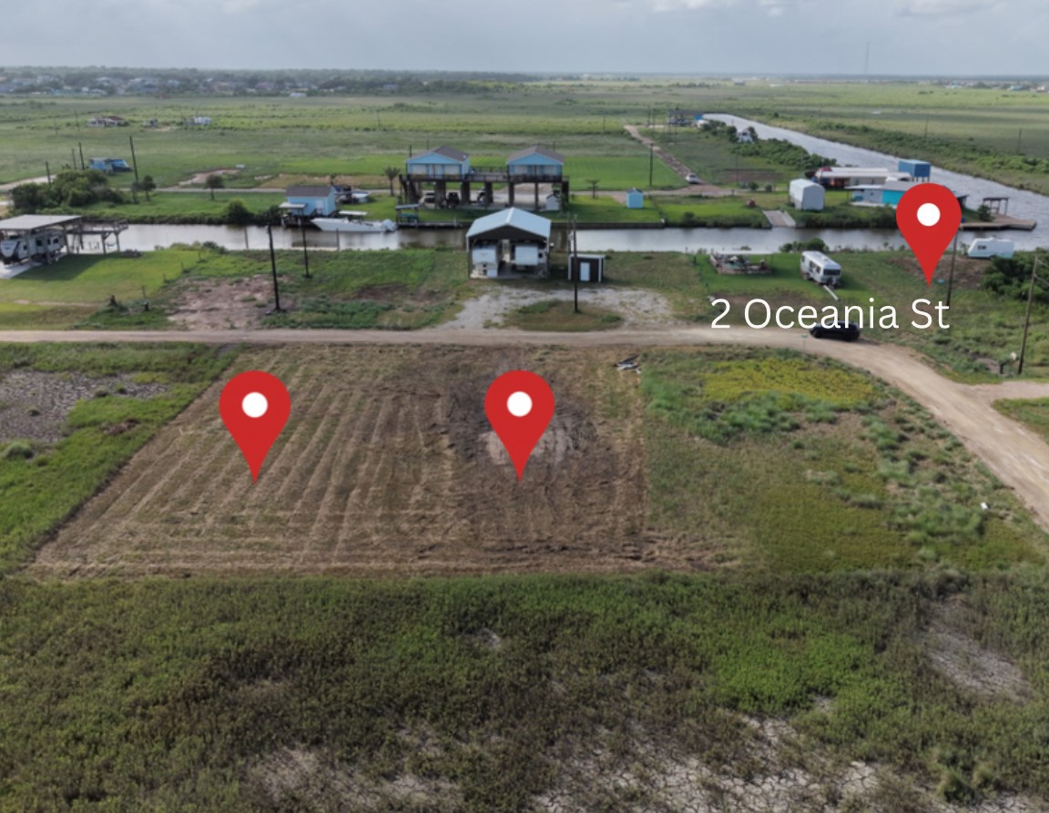 2 Oceania St Property Photo 2