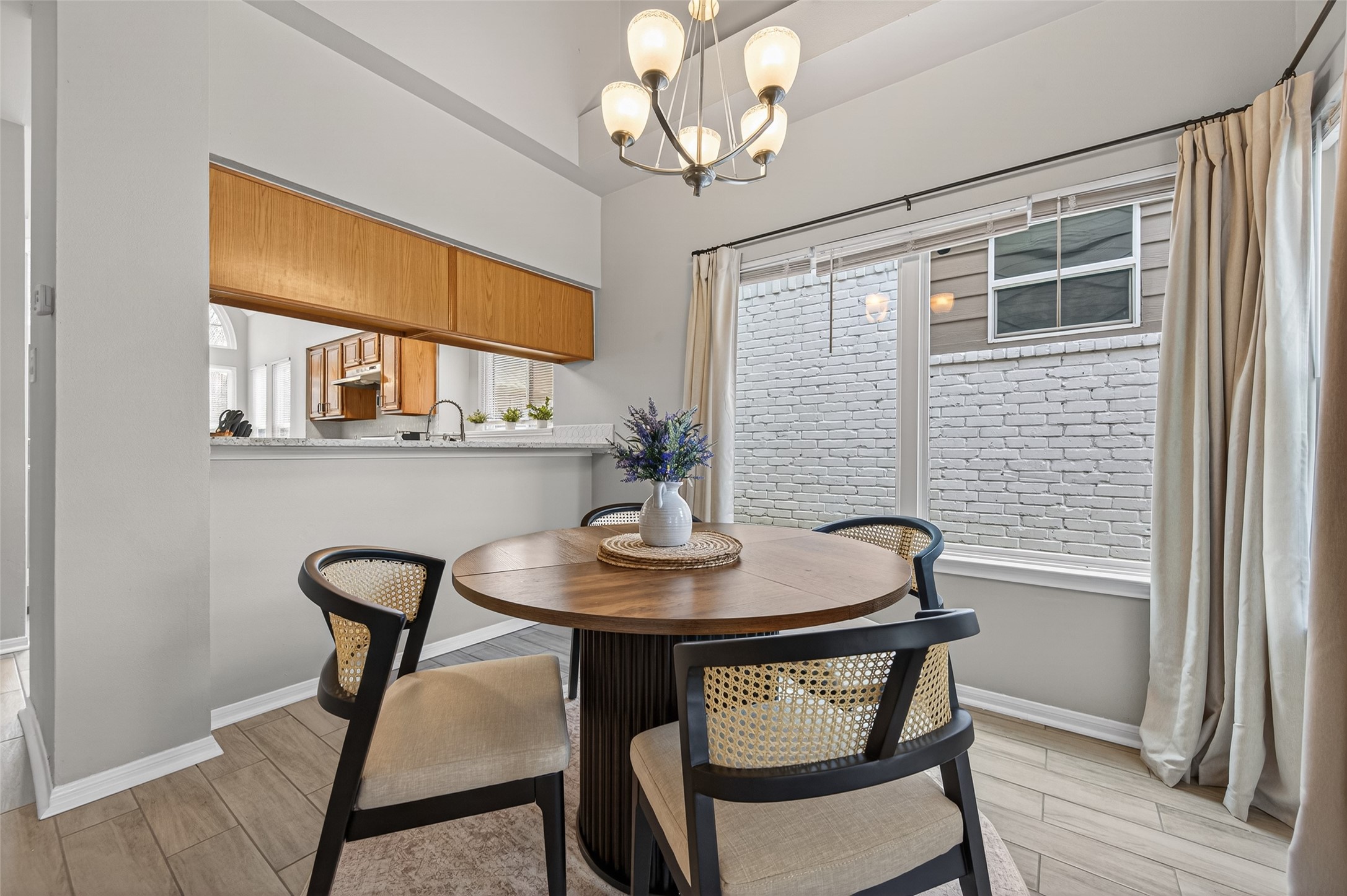 6635 Queensclub Drive Property Photo 14