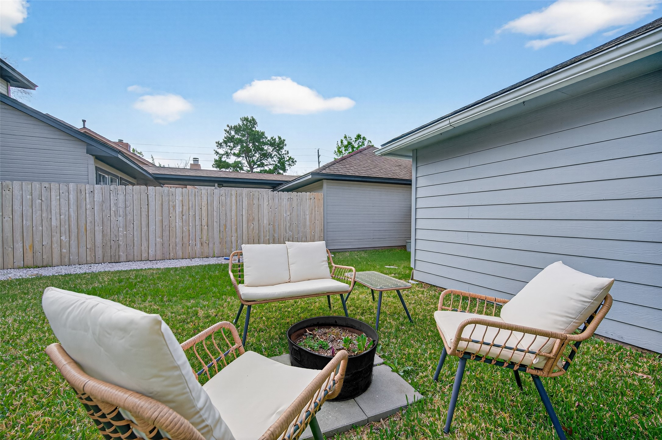 6635 Queensclub Drive Property Photo 44