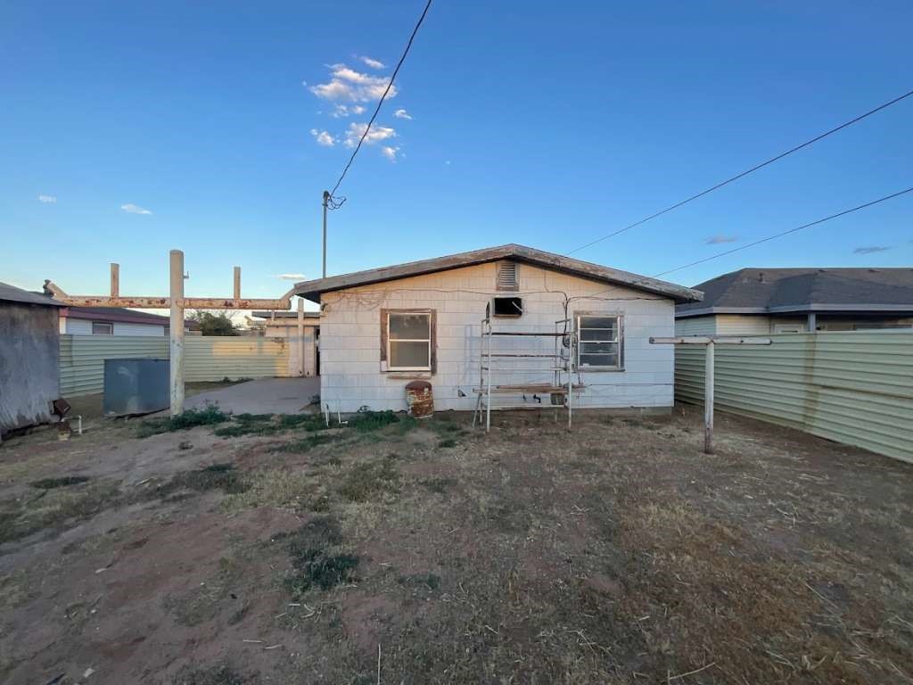 900 Canyon Drive Property Photo 13