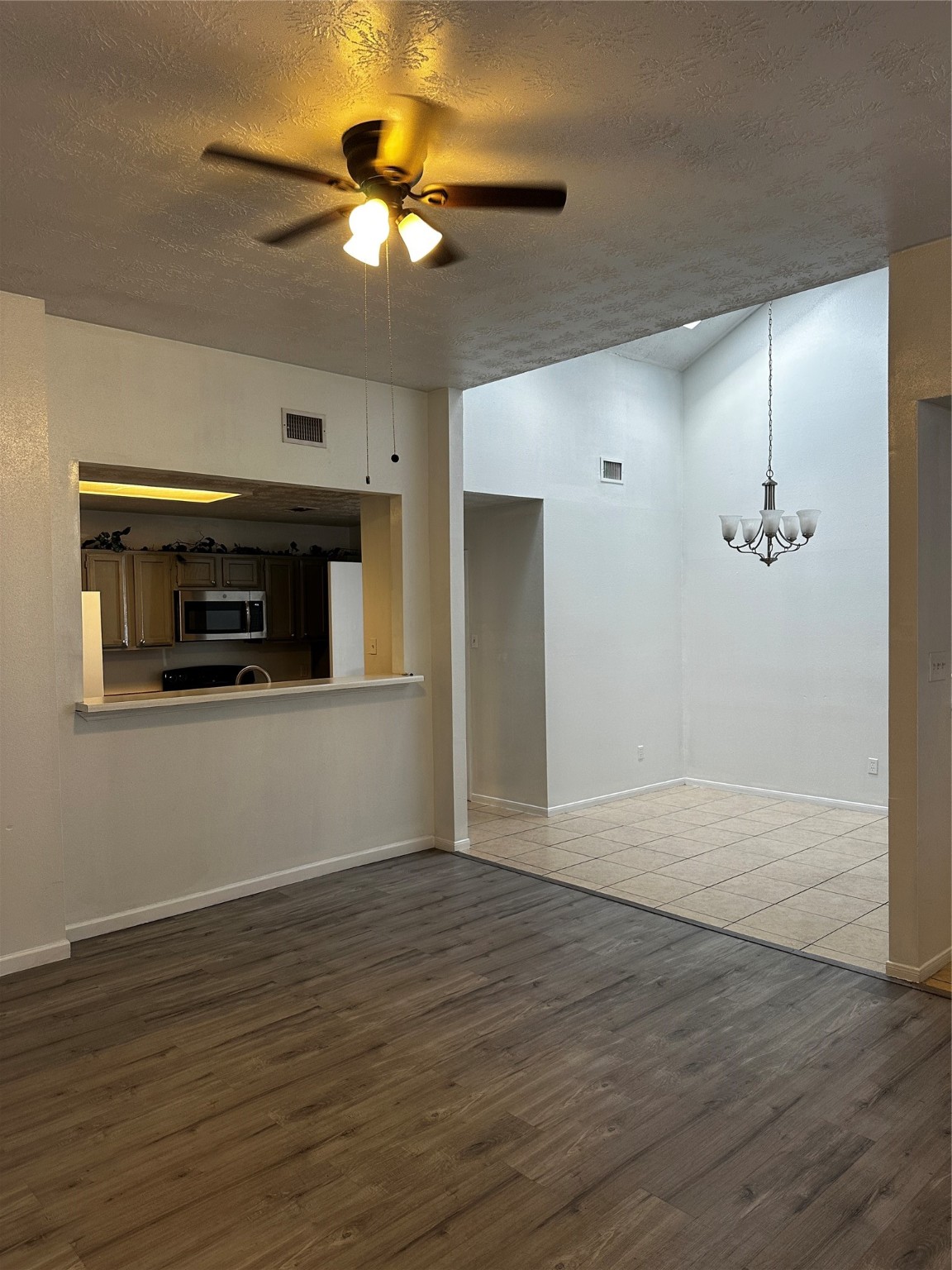 12435 Truesdell Drive Property Photo 2