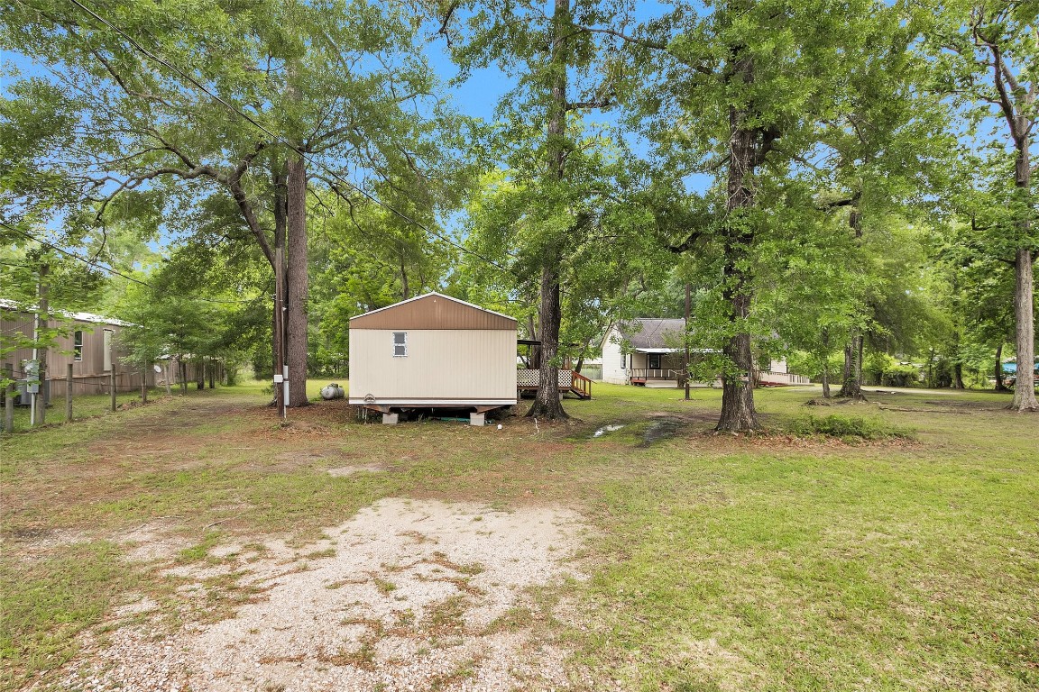19339 Forest Lane Circle Property Photo 3