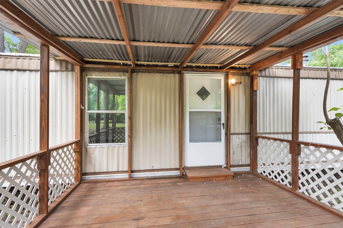 19339 Forest Lane Circle Property Photo 7