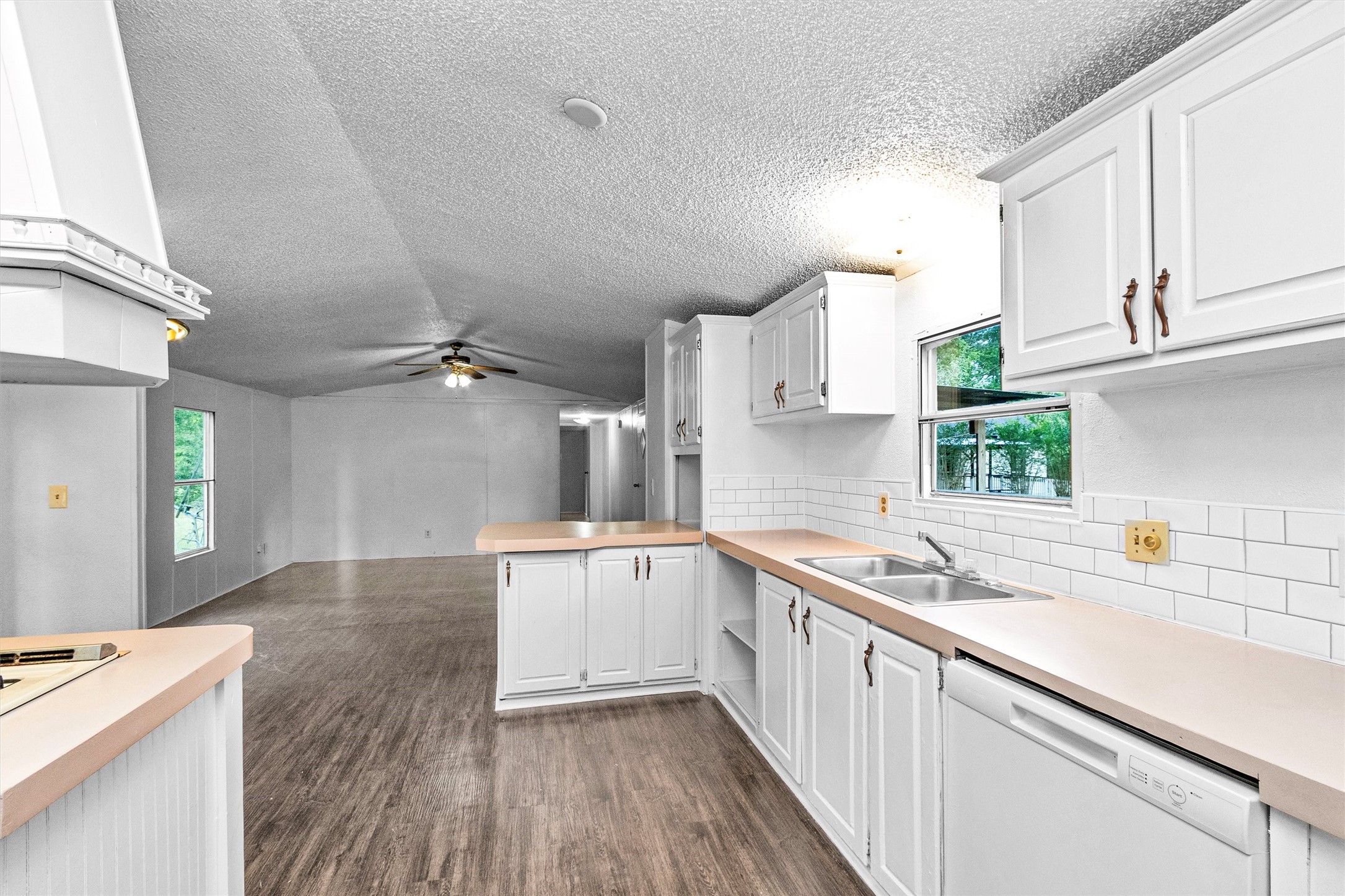 19339 Forest Lane Circle Property Photo 19