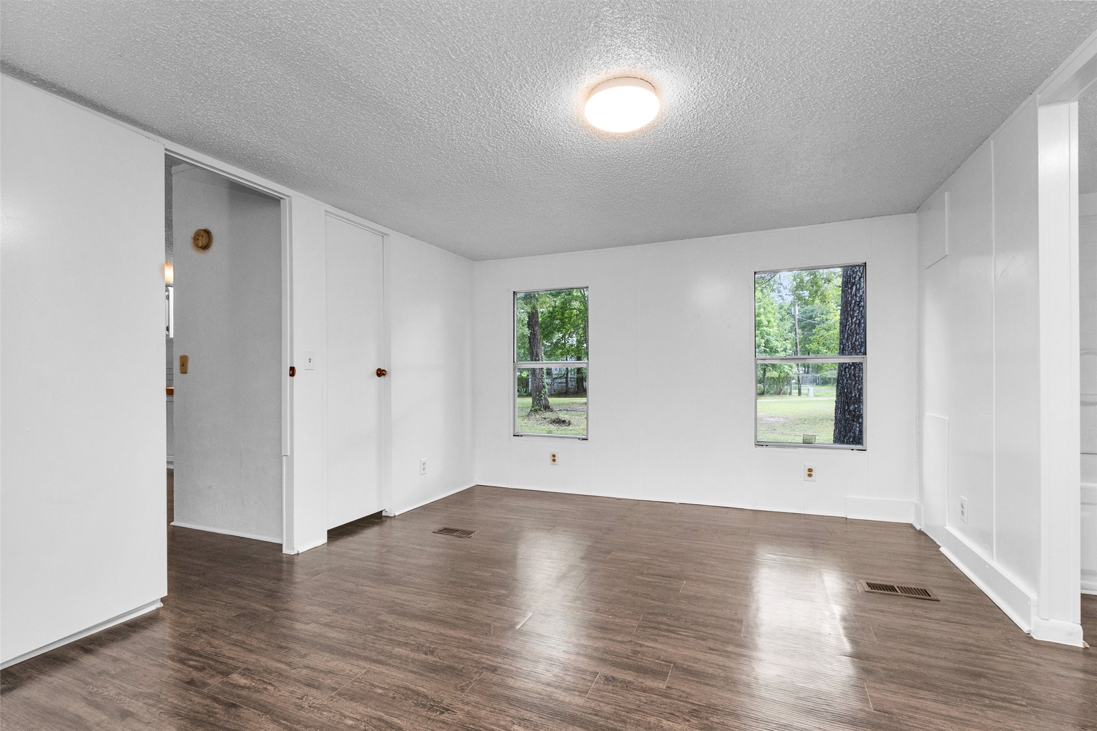 19339 Forest Lane Circle Property Photo 26