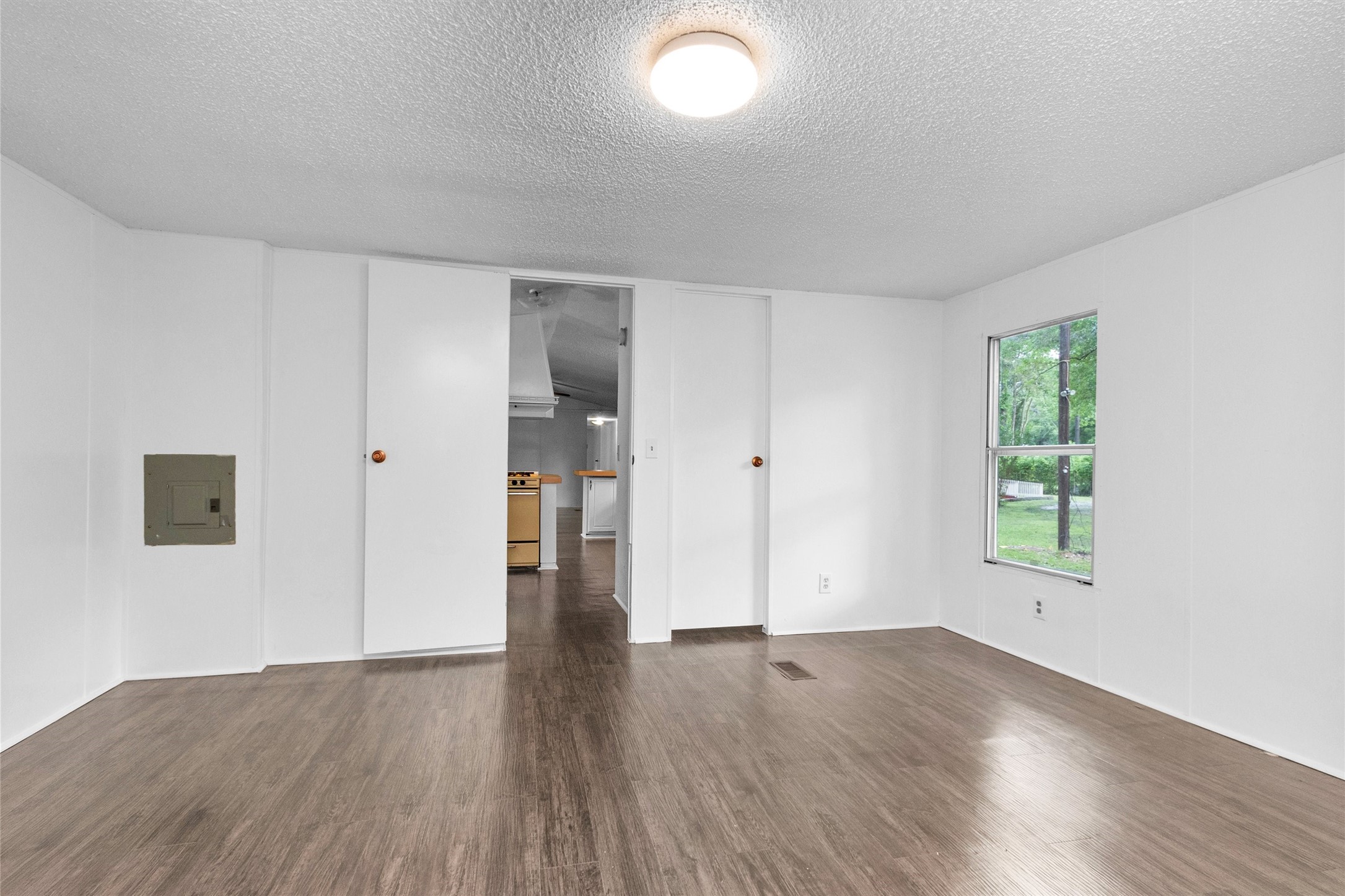 19339 Forest Lane Circle Property Photo 27