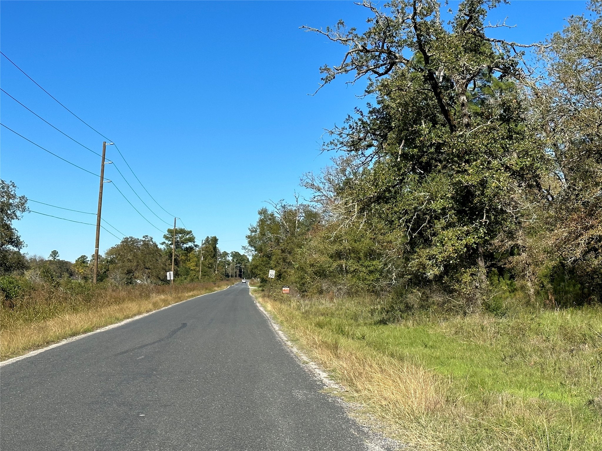 1529 Pinecrest Road Property Photo 5