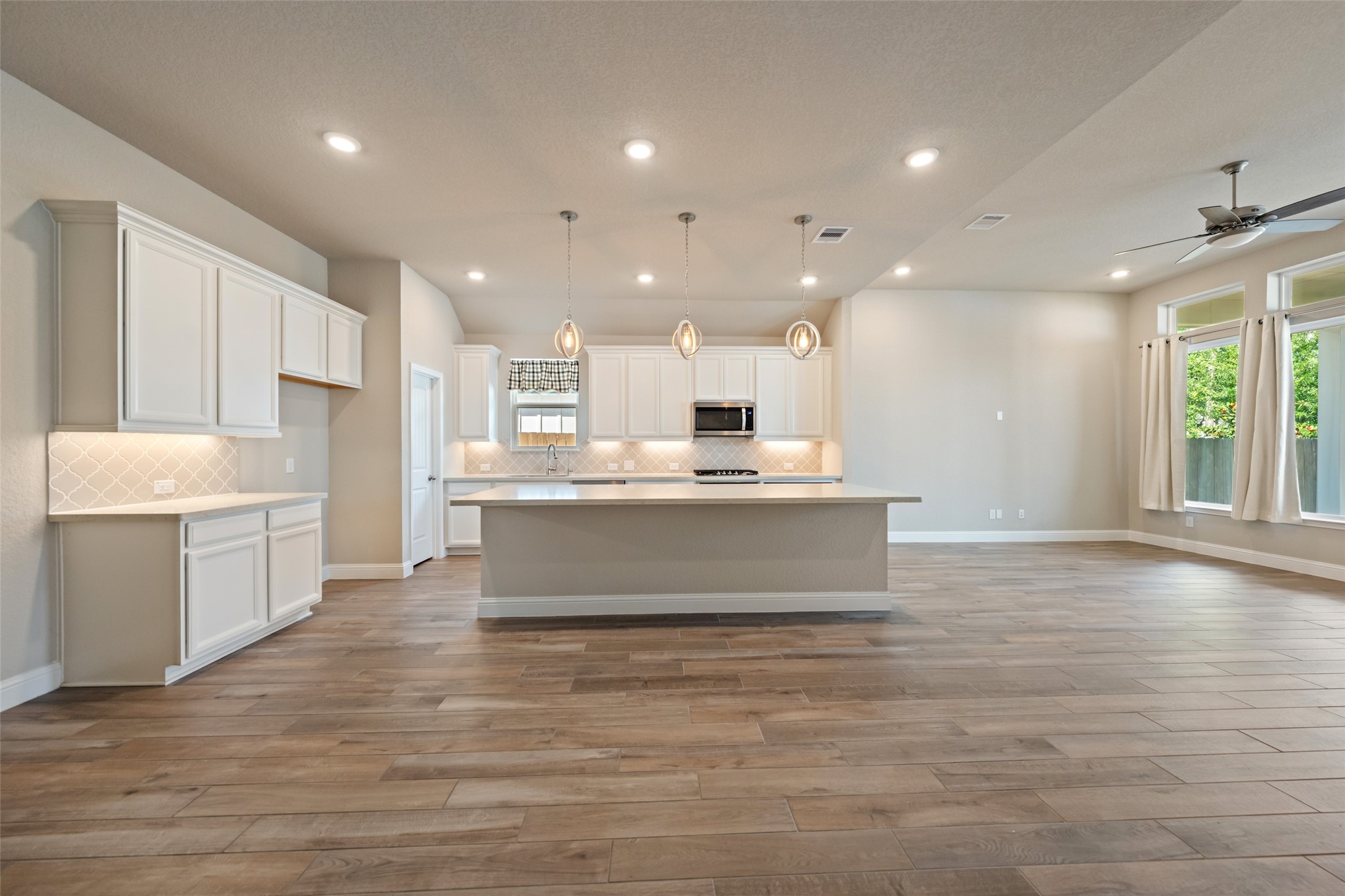 21335 Sierra Point Lane Property Photo 5