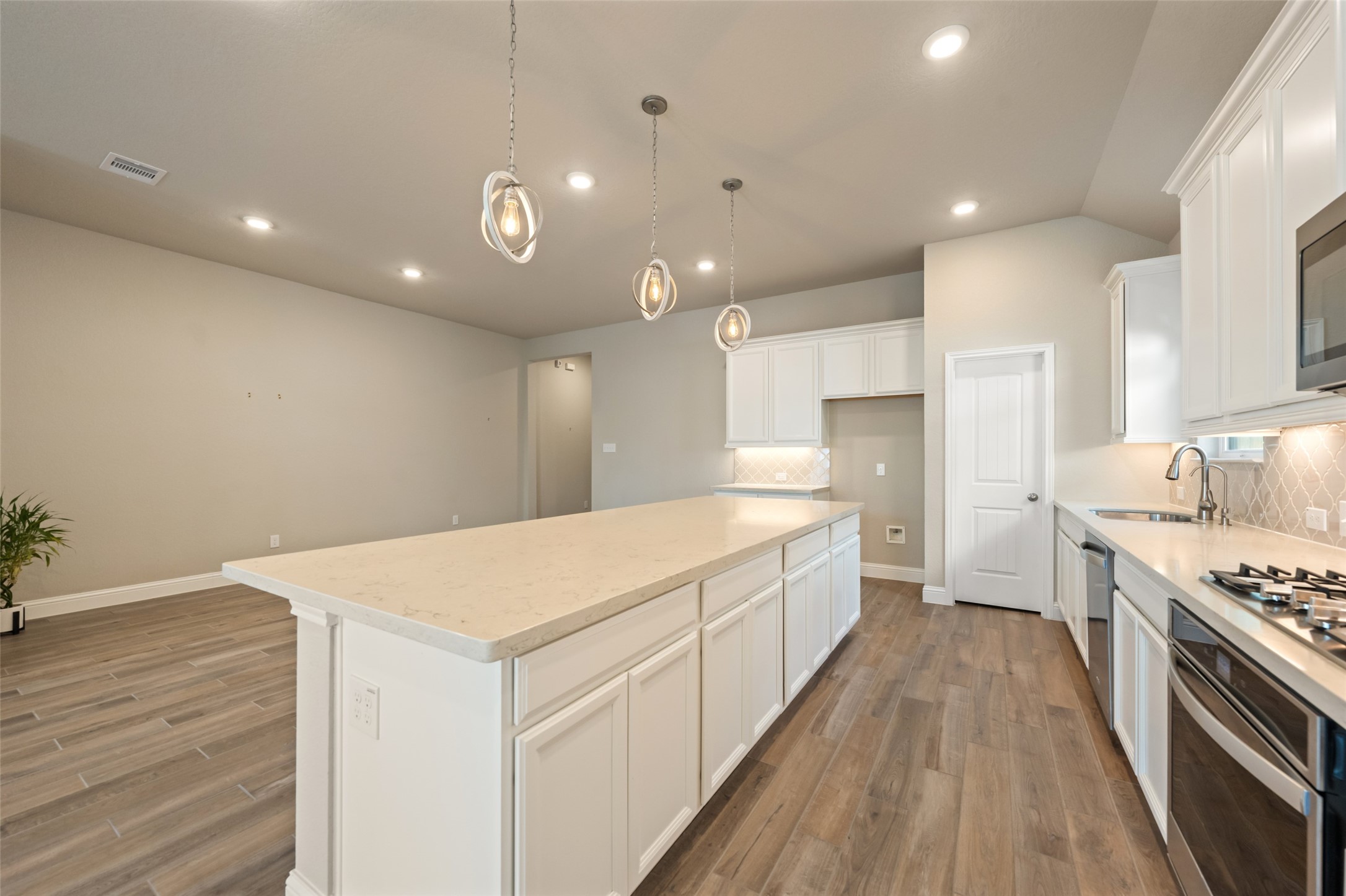 21335 Sierra Point Lane Property Photo 16