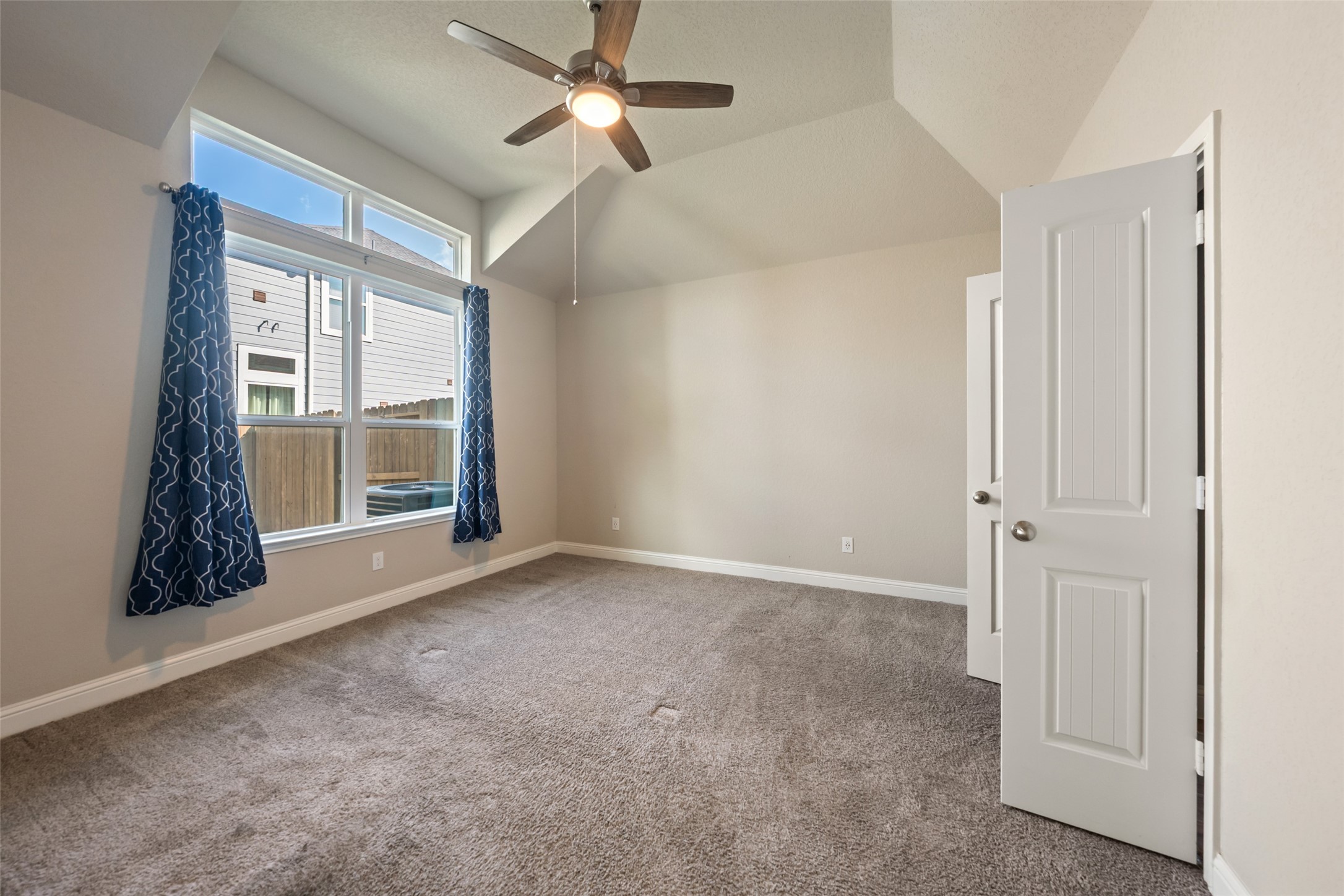 21335 Sierra Point Lane Property Photo 19