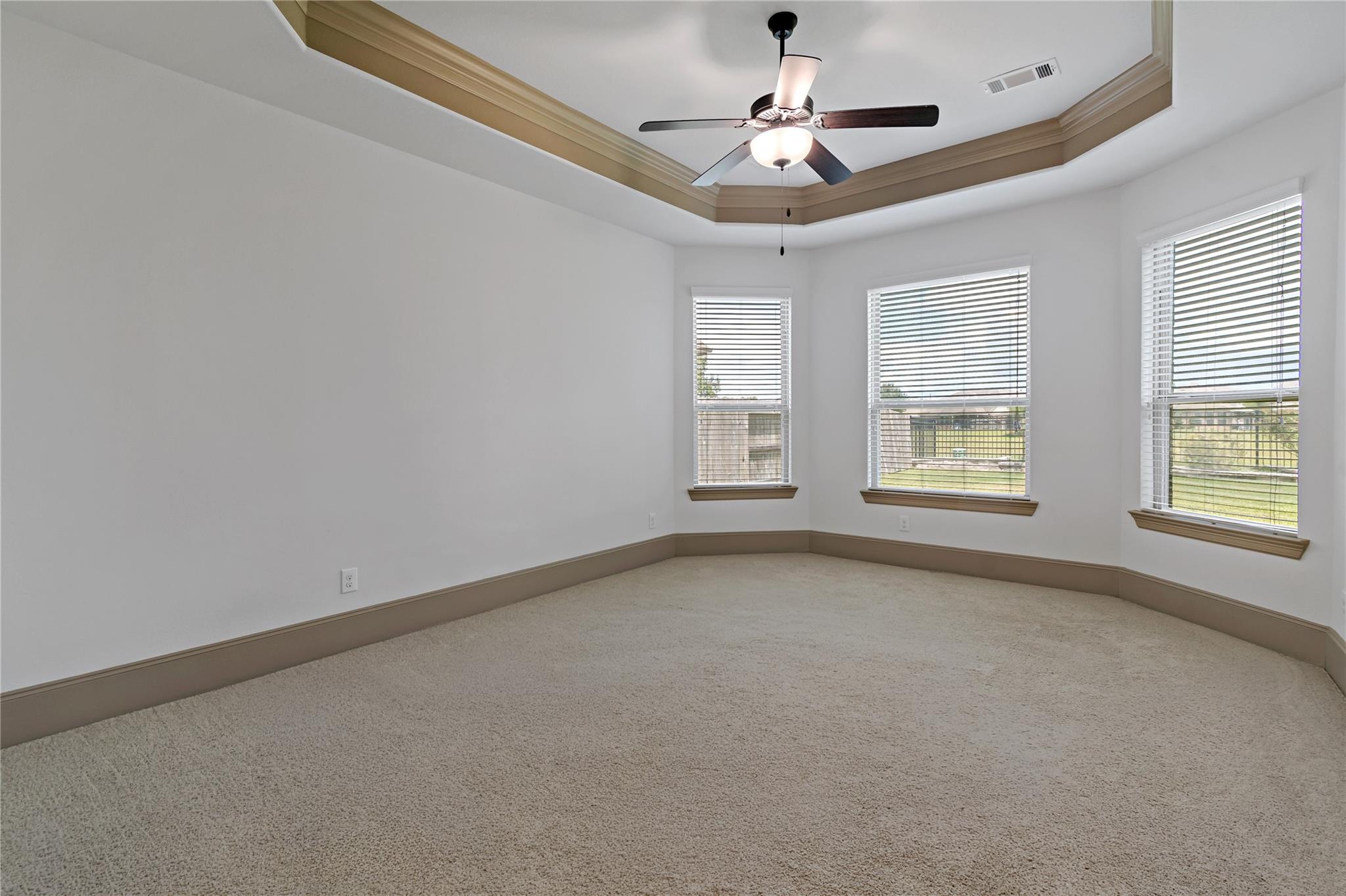 13418 Lansdown Street Property Photo 25