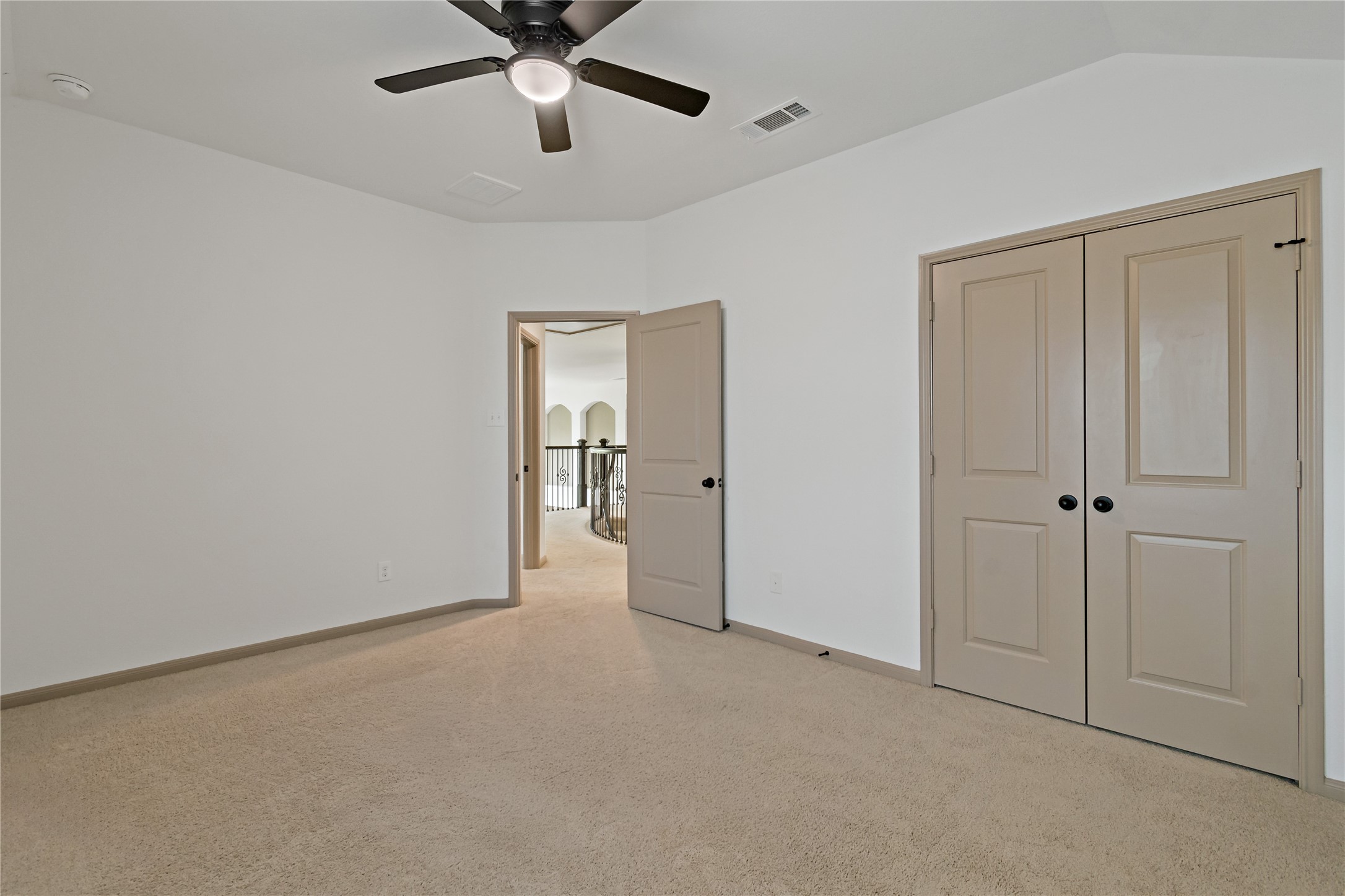 13418 Lansdown Street Property Photo 41