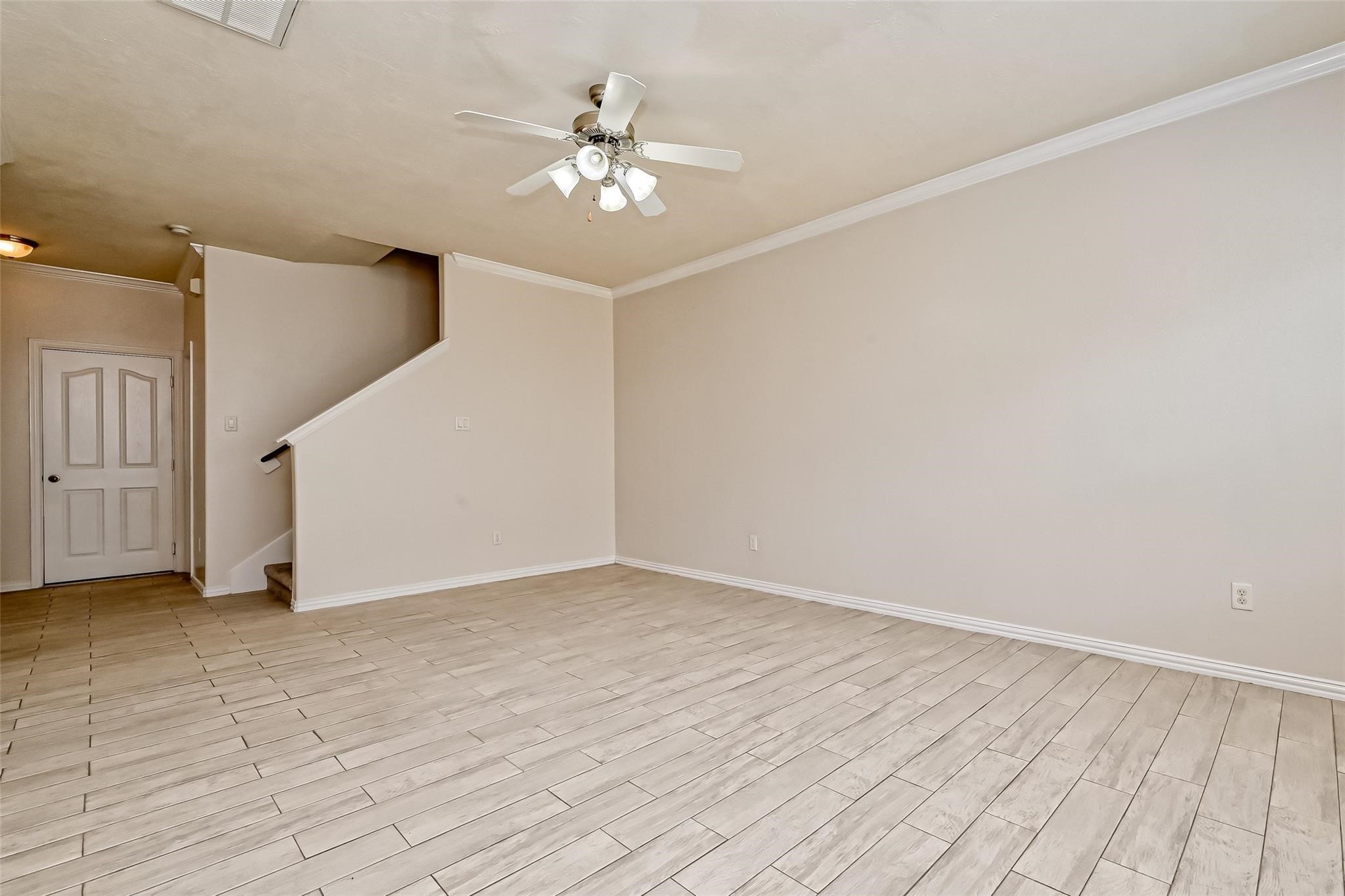 5015 Dartmoor Ridge Trail Property Photo 16
